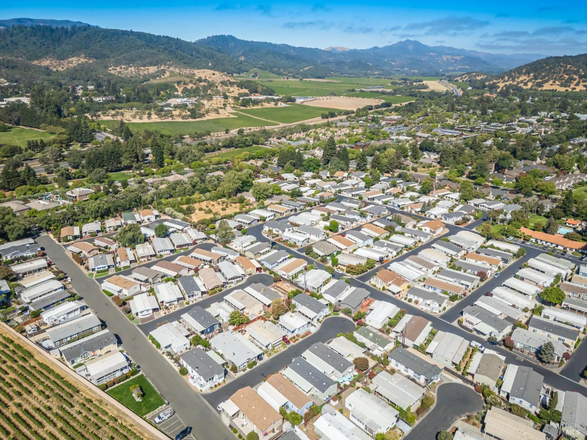 Property Slideshow image 52 of 66 | 160 port cir, Yountville, CA, 94599