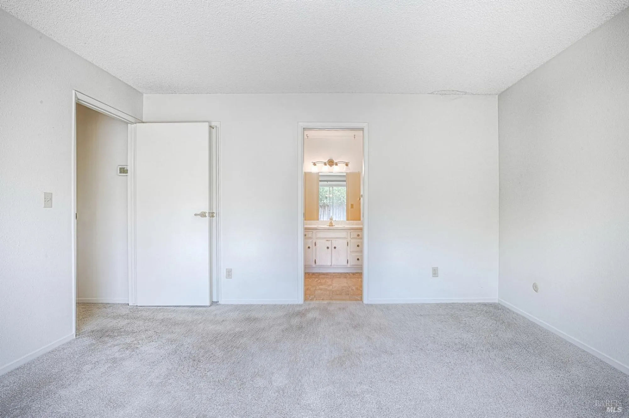 Property Slideshow image 18 of 29 | 8927 oak trail dr, Santa Rosa, CA, 95409