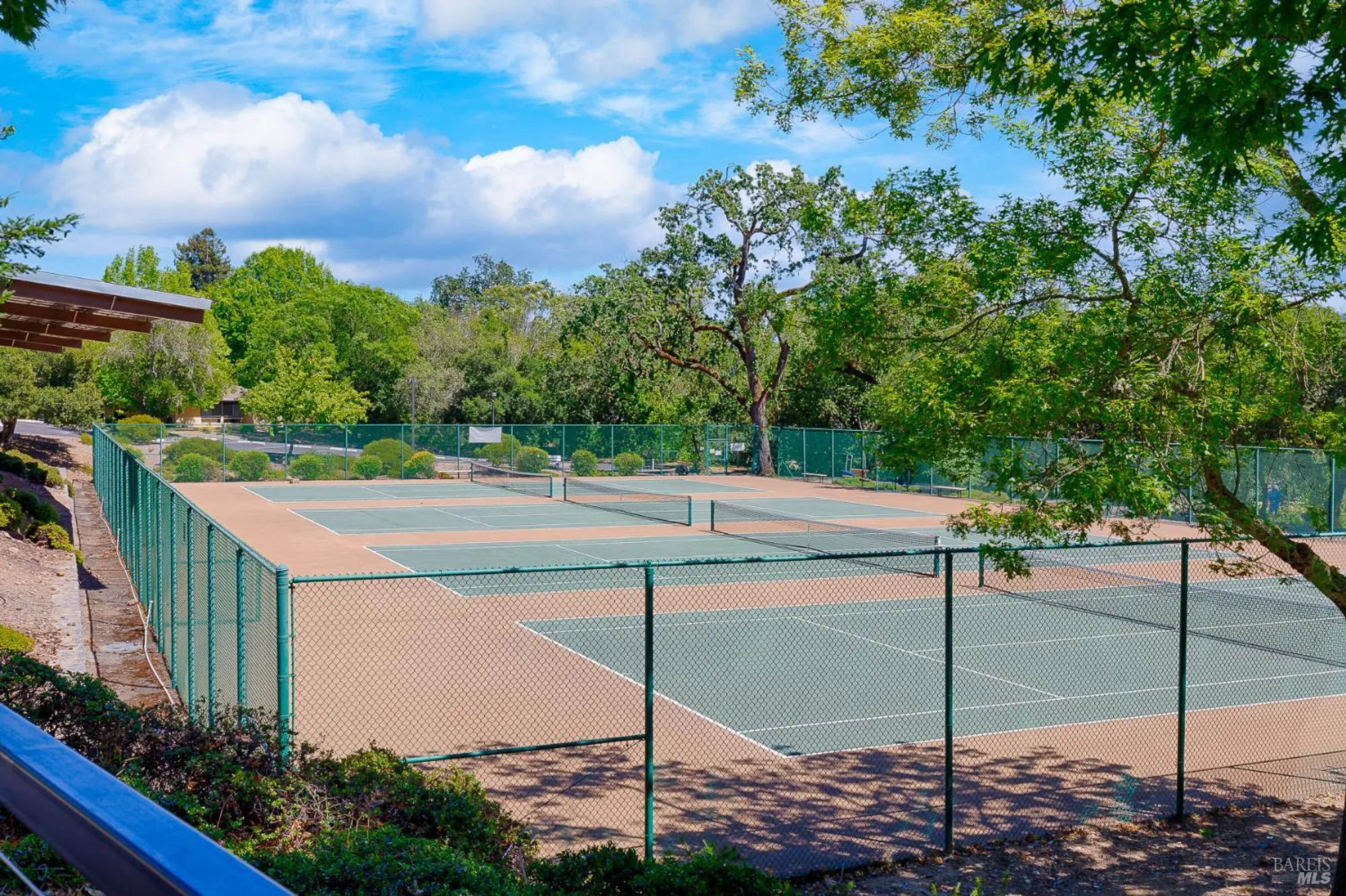 Property Slideshow image 25 of 29 | 8927 oak trail dr, Santa Rosa, CA, 95409