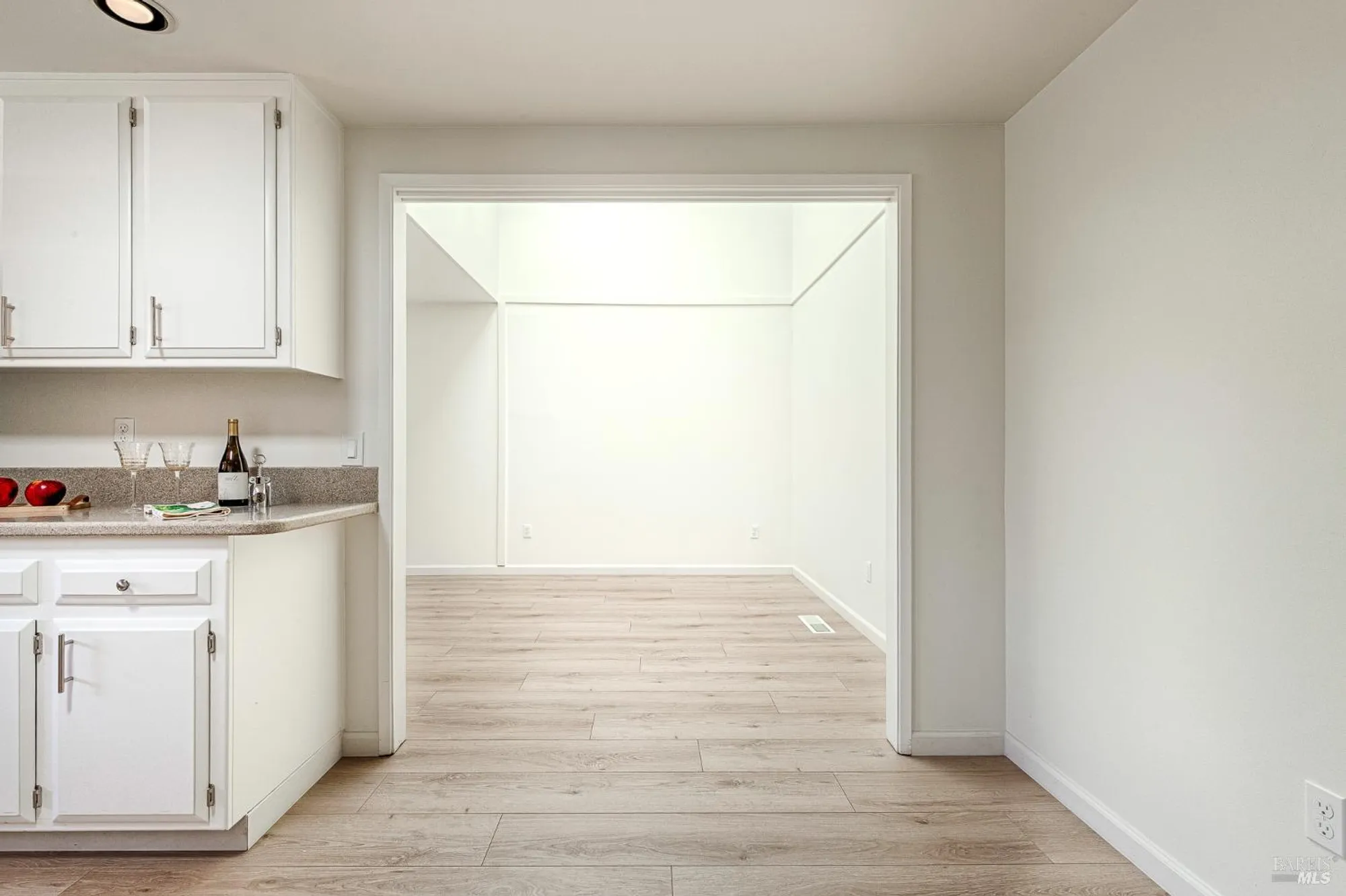 Property Slideshow image 14 of 60 | 8850 oak trail dr, Santa Rosa, CA, 95409