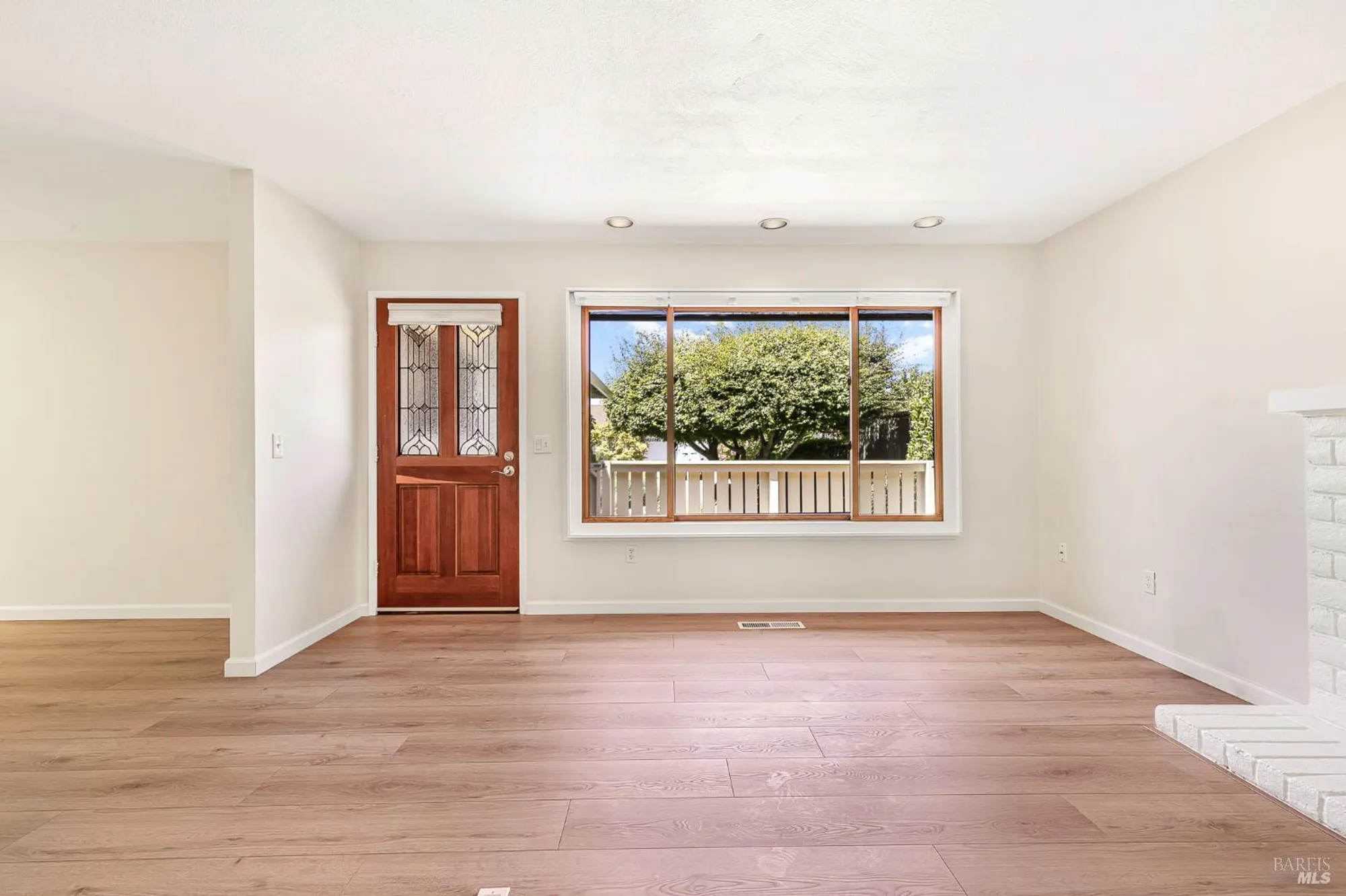 Property Slideshow image 7 of 60 | 8850 oak trail dr, Santa Rosa, CA, 95409