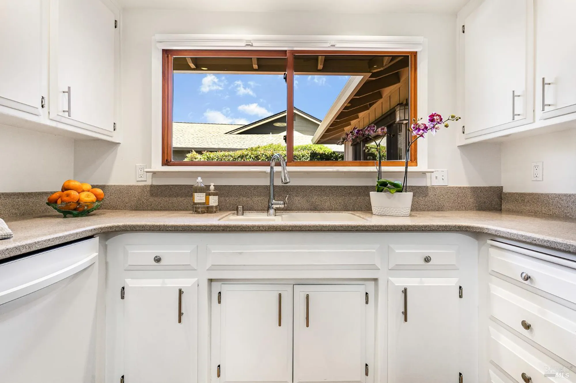 Property Slideshow image 17 of 60 | 8850 oak trail dr, Santa Rosa, CA, 95409