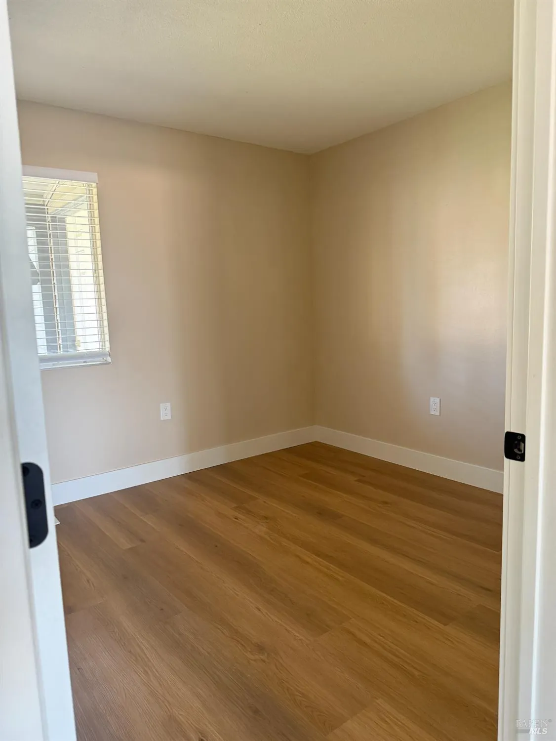 Property Slideshow image 6 of 14 | 101 mckinley cir, Vacaville, CA, 95687