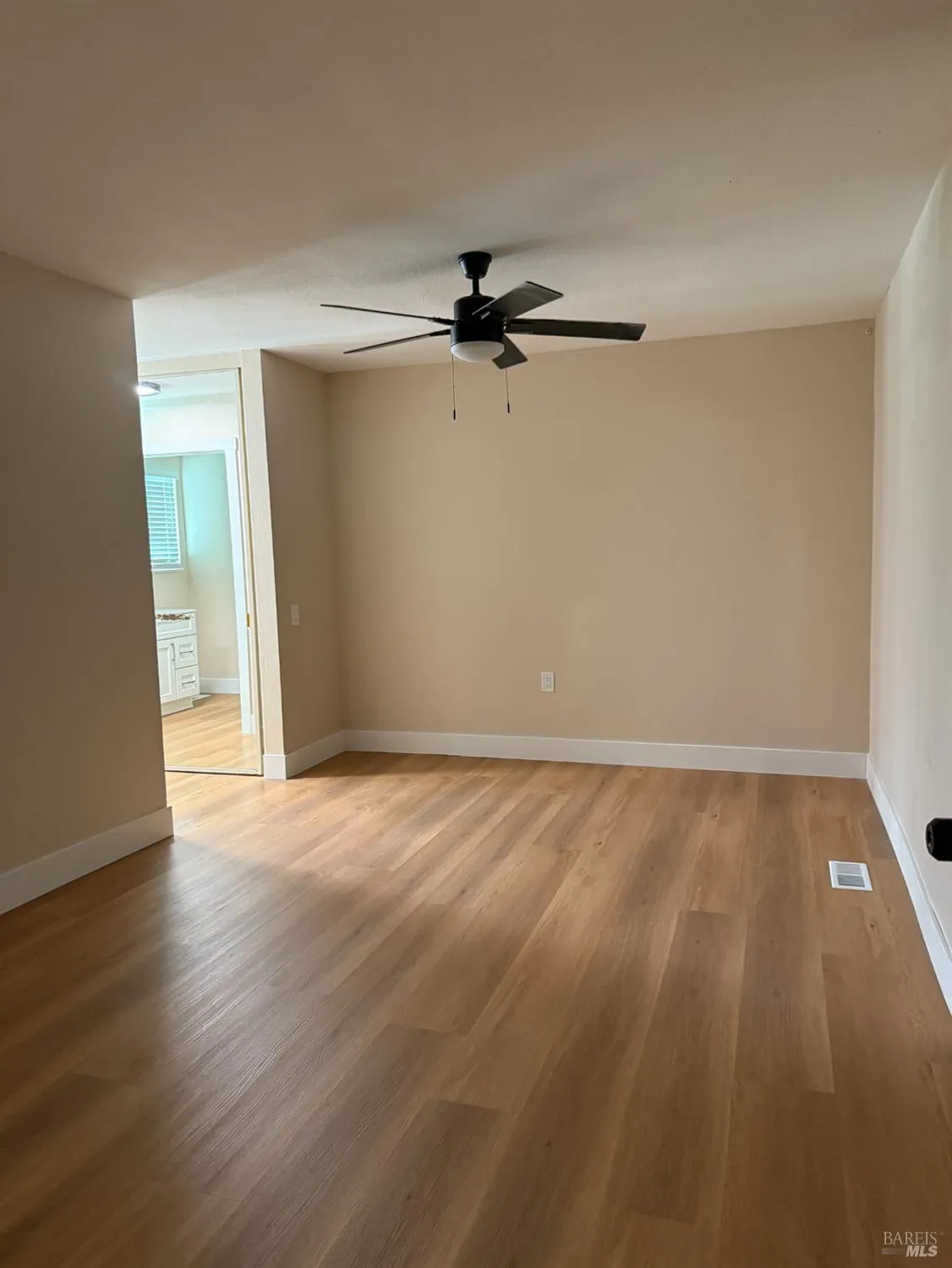 Property Slideshow image 9 of 14 | 101 mckinley cir, Vacaville, CA, 95687