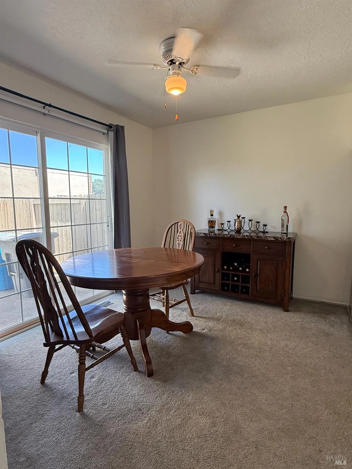 Property Slideshow image 10 of 13 | 642 yellowstone dr, Vacaville, CA, 95687