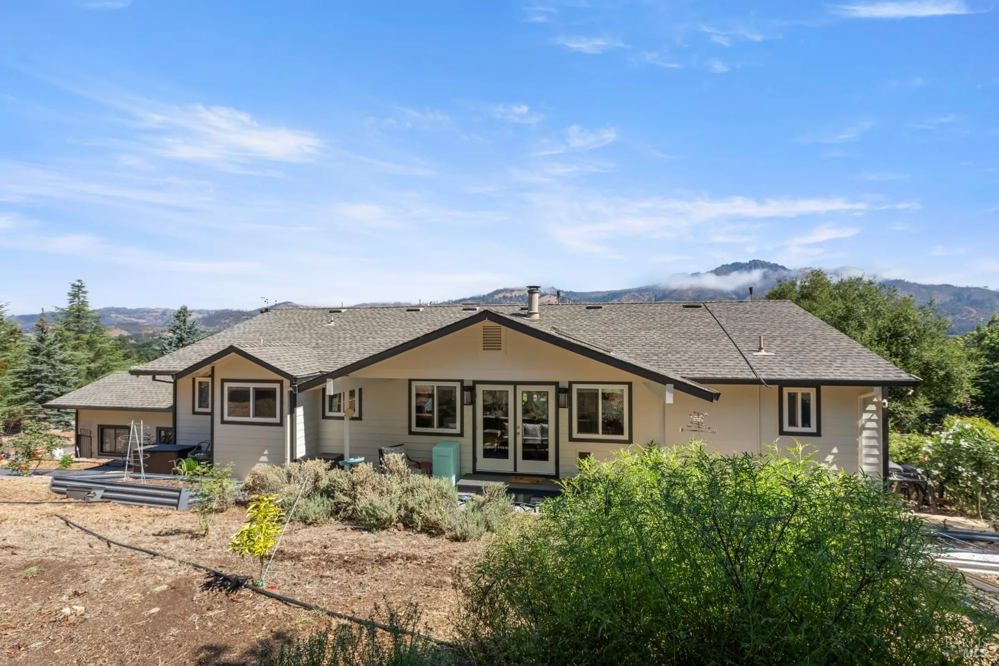 Property Slideshow image 3 of 47 | 410 oak mesa ct, Santa Rosa, CA, 95409