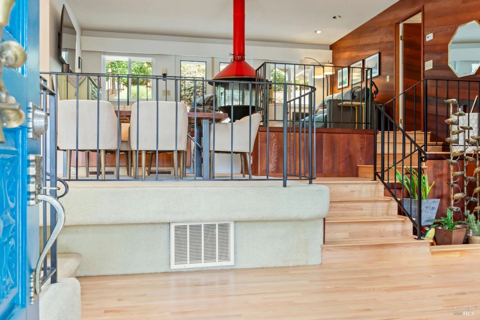 Property Slideshow image 23 of 47 | 410 oak mesa ct, Santa Rosa, CA, 95409