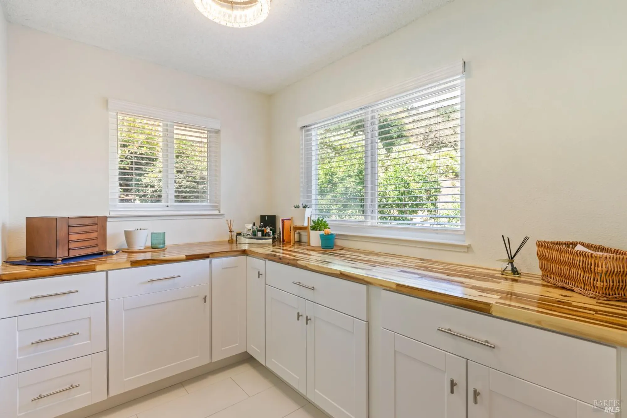 Property Slideshow image 29 of 47 | 410 oak mesa ct, Santa Rosa, CA, 95409