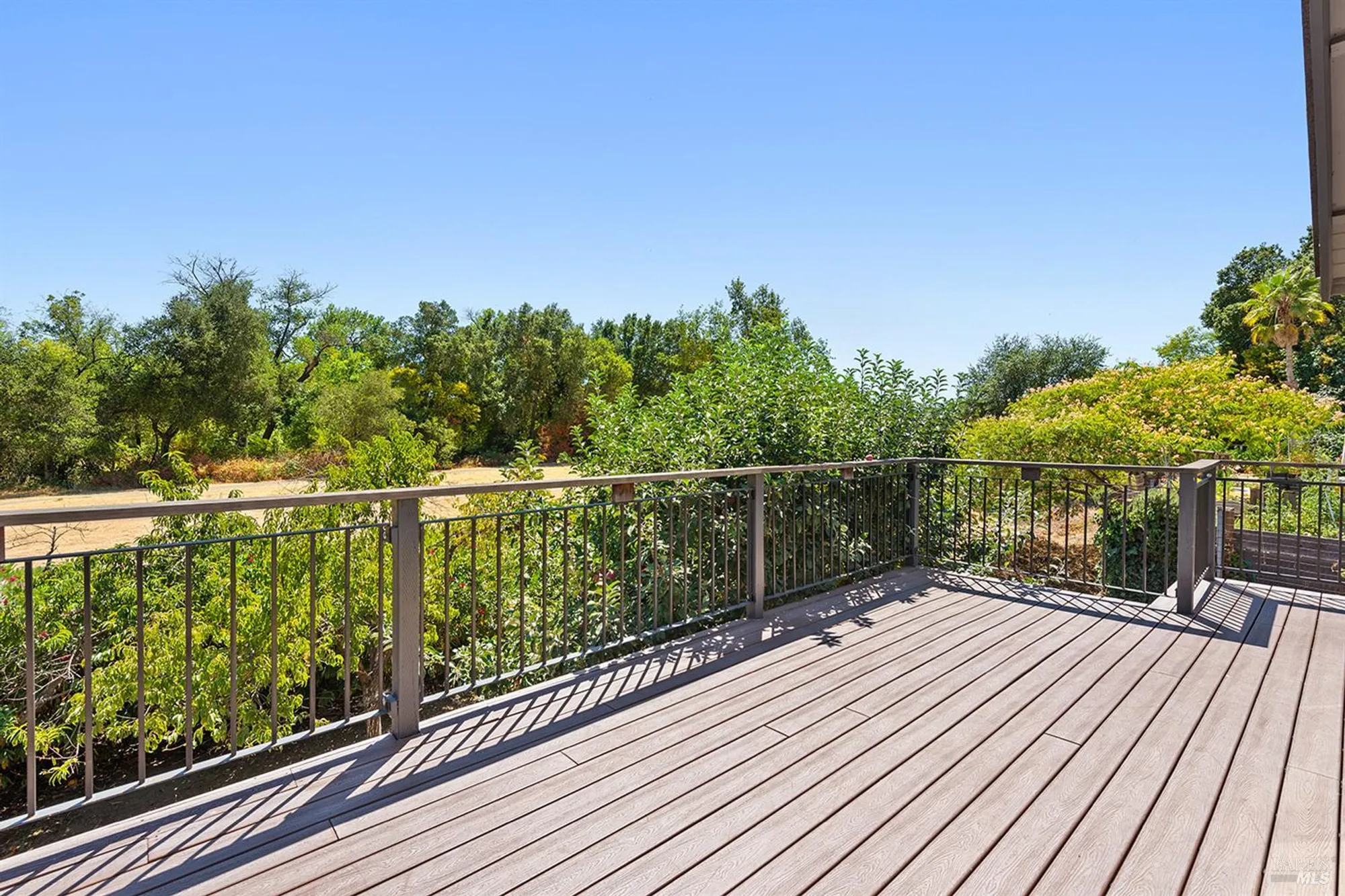 Property Slideshow image 35 of 36 | 1306 pinon dr, Healdsburg, CA, 95448