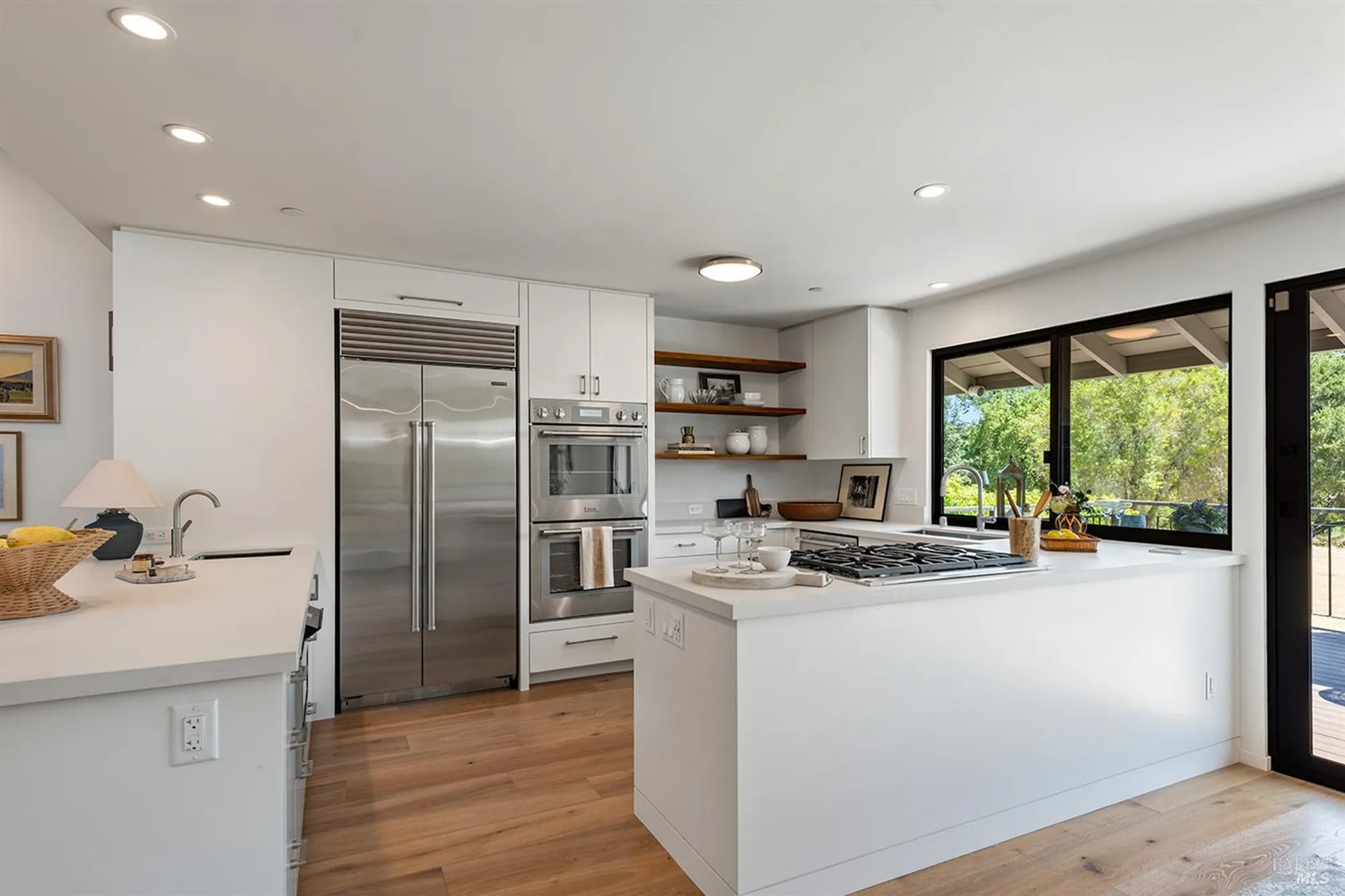 Property Slideshow image 7 of 36 | 1306 pinon dr, Healdsburg, CA, 95448