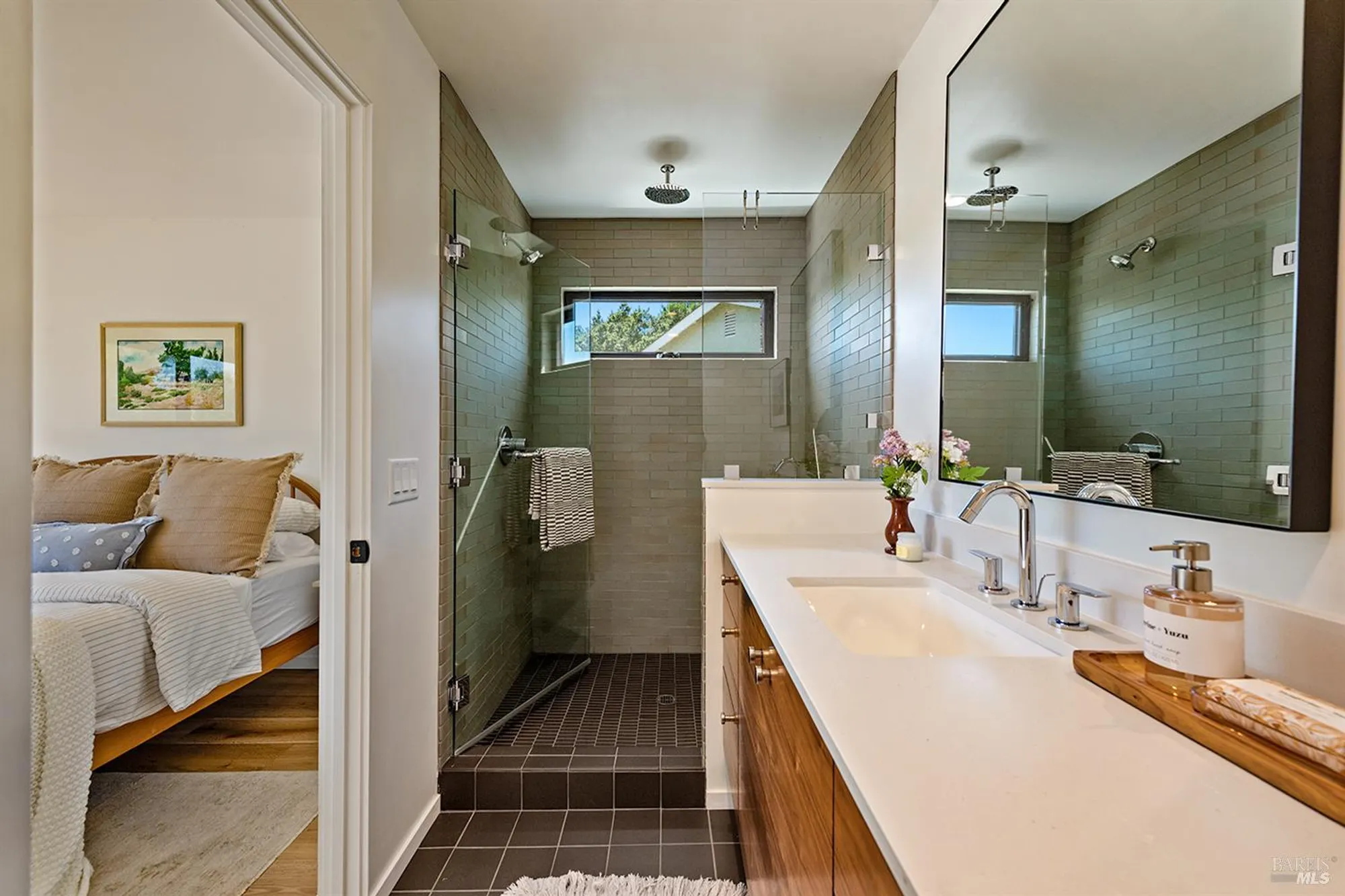 Property Slideshow image 15 of 36 | 1306 pinon dr, Healdsburg, CA, 95448
