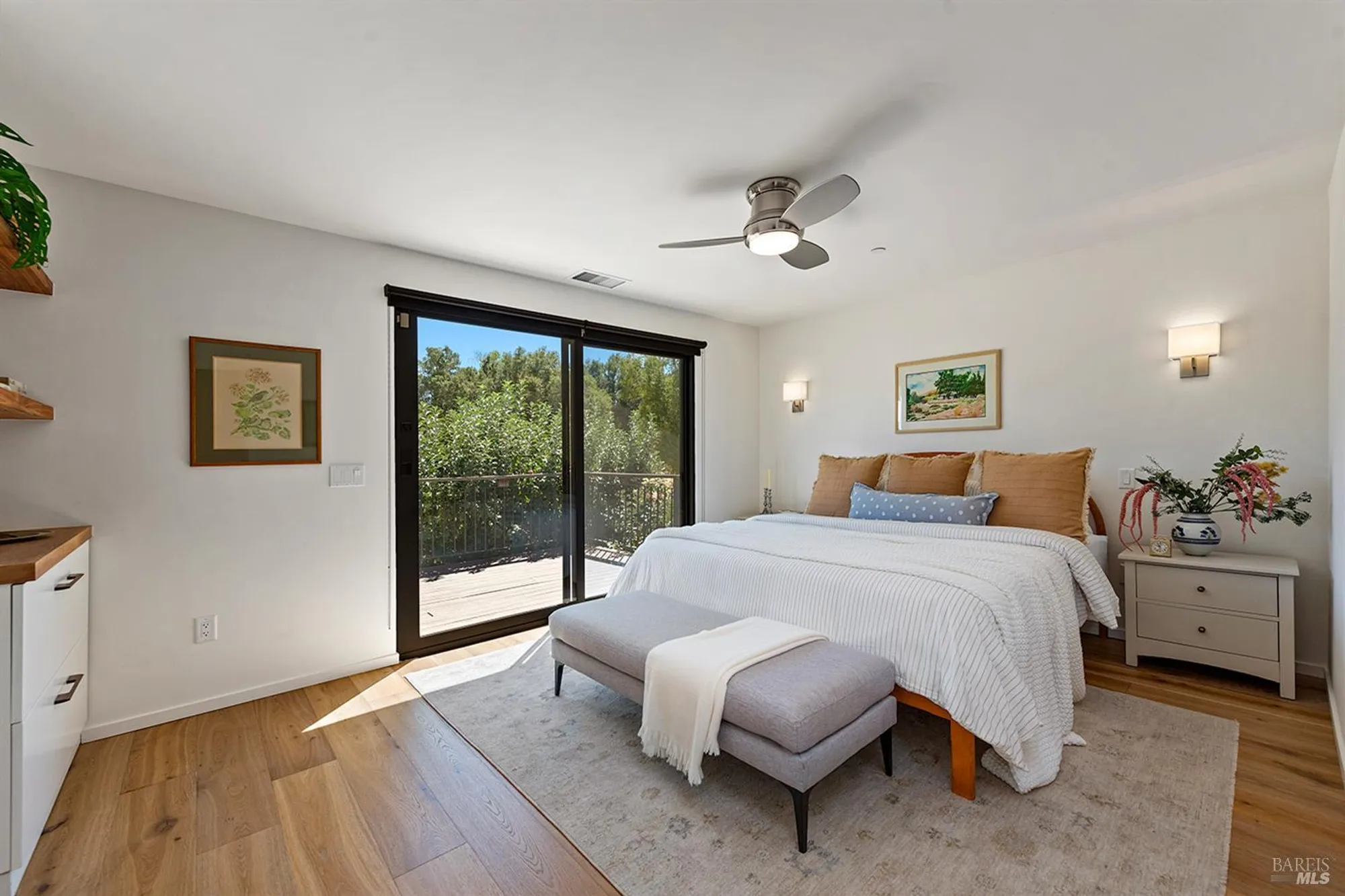Property Slideshow image 12 of 36 | 1306 pinon dr, Healdsburg, CA, 95448