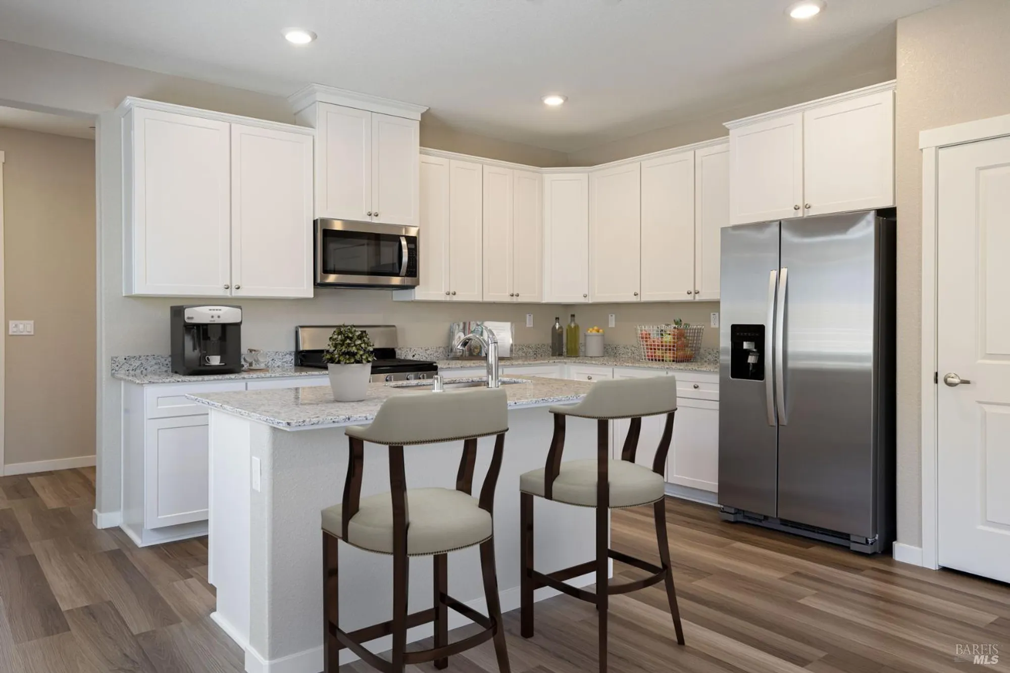 Property Slideshow image 10 of 31 | 2251 espana ln, Rio Vista, CA, 94571