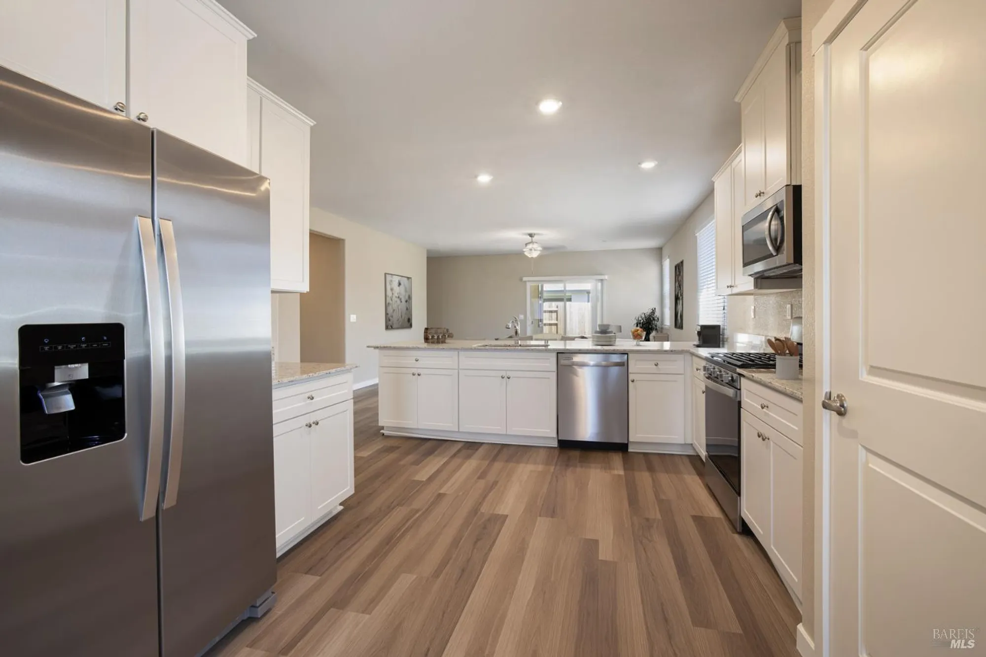 Property Slideshow image 10 of 24 | 2211 front porch ln, Rio Vista, CA, 94571