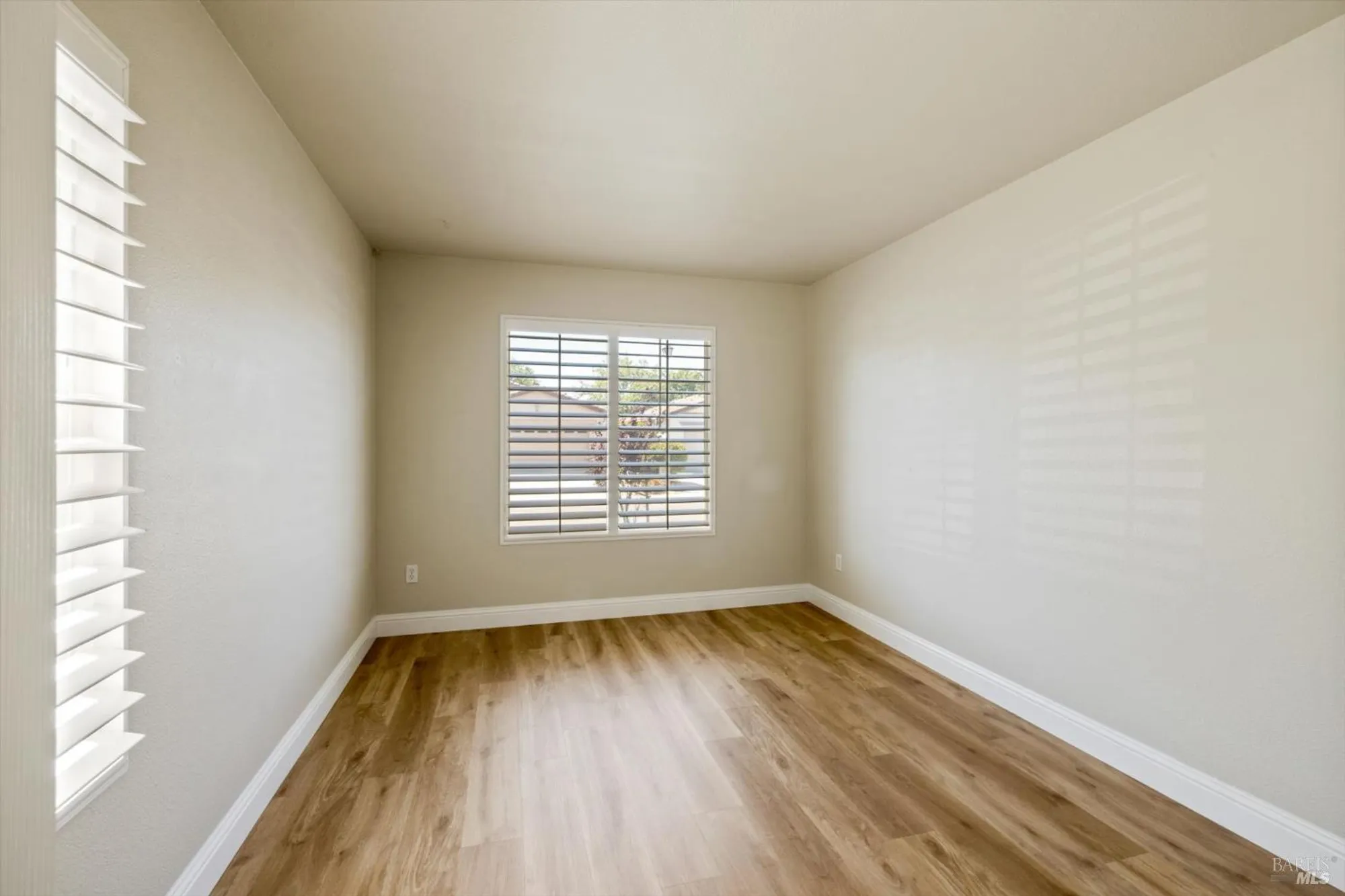 Property Slideshow image 7 of 44 | 528 birch ridge dr, Rio Vista, CA, 94571