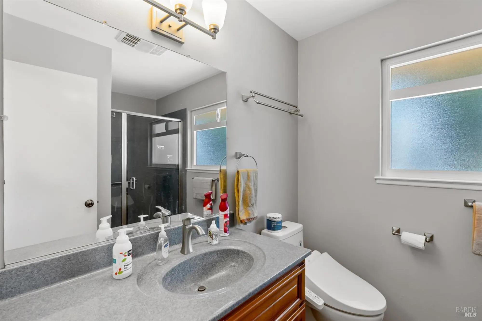 Property Slideshow image 18 of 34 | 7129 oak leaf dr, Santa Rosa, CA, 95409