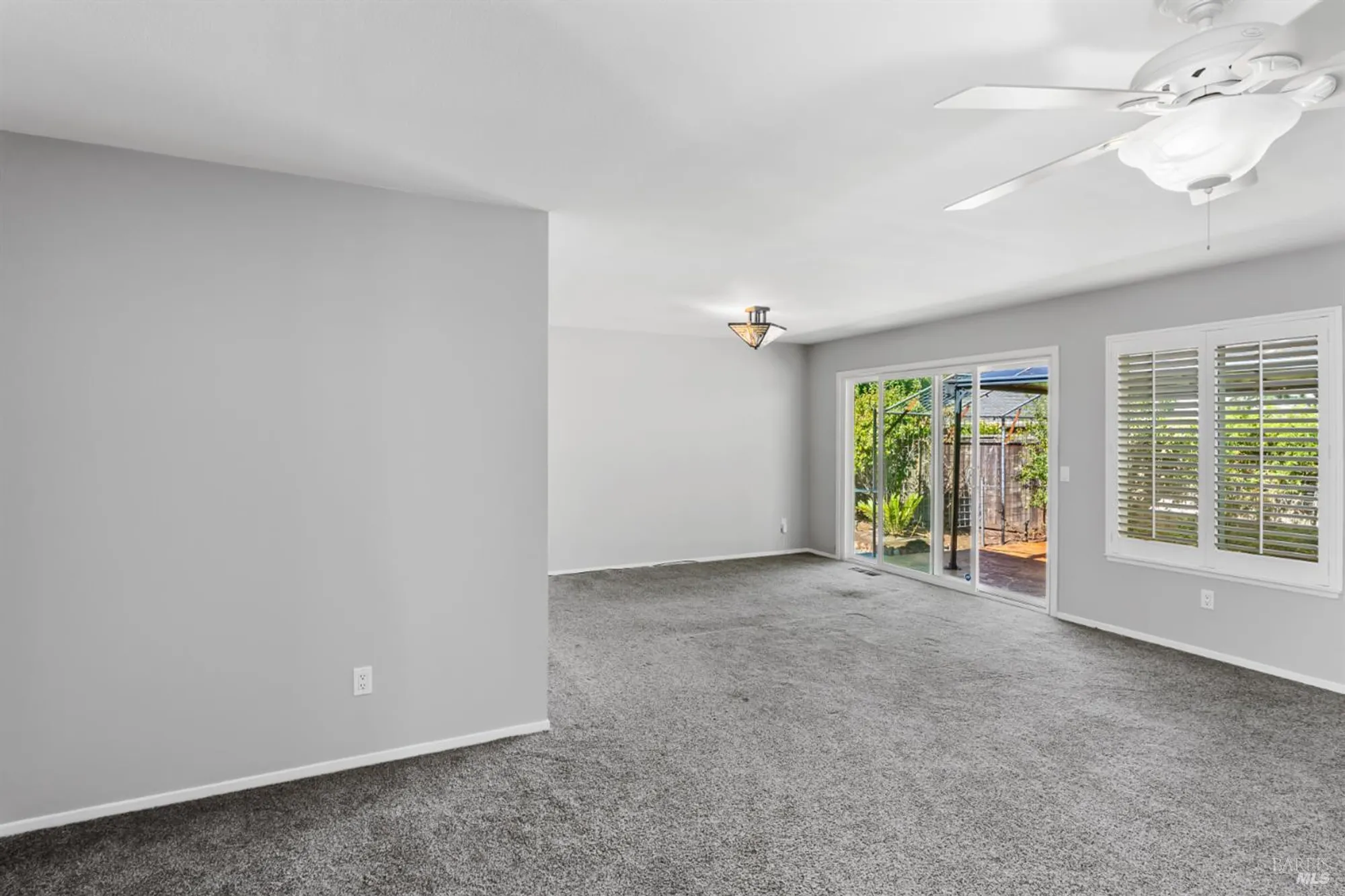 Property Slideshow image 13 of 34 | 7129 oak leaf dr, Santa Rosa, CA, 95409