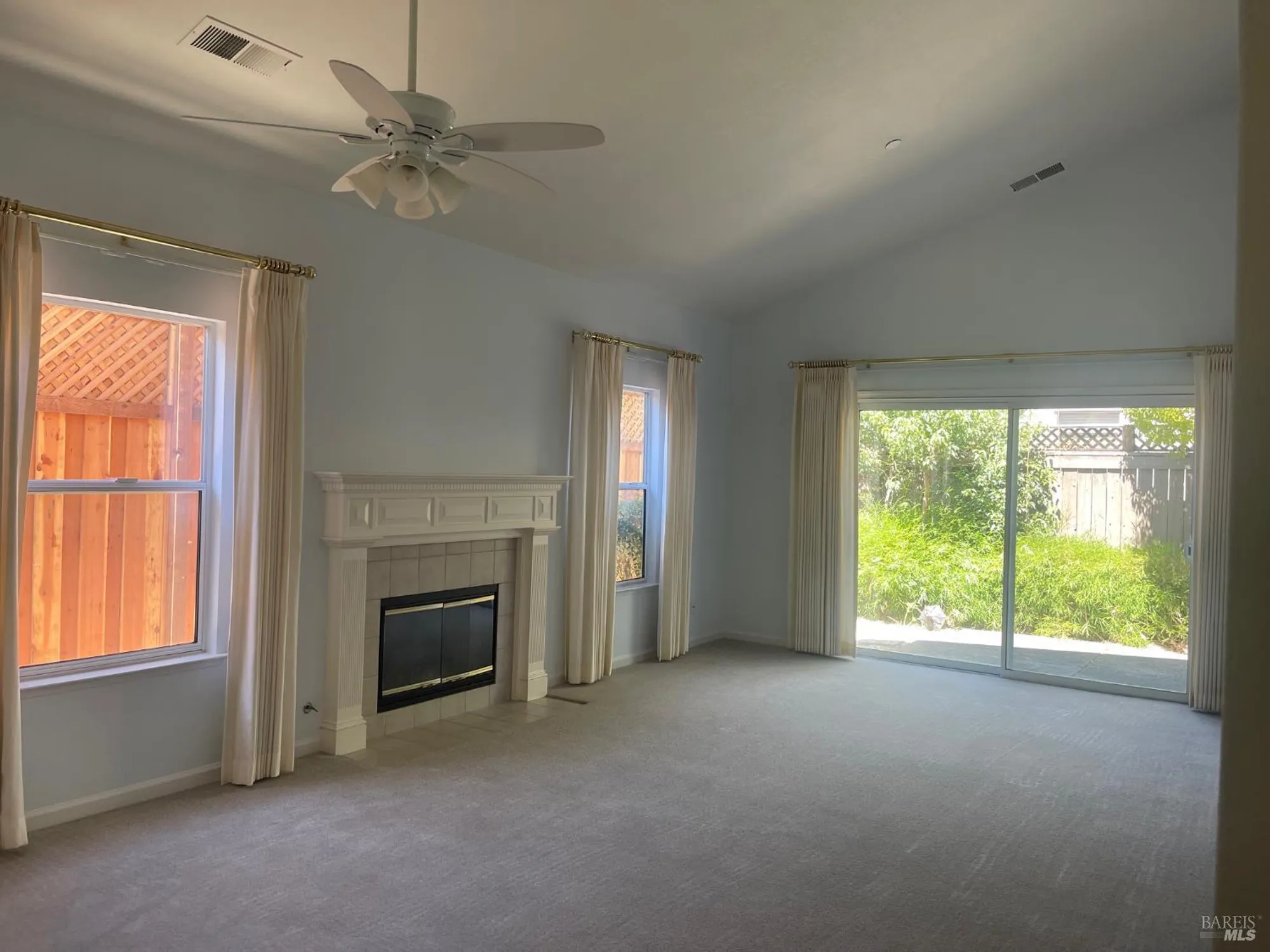 Property Slideshow image 2 of 10 | 849 patti page ct, Windsor, CA, 95492