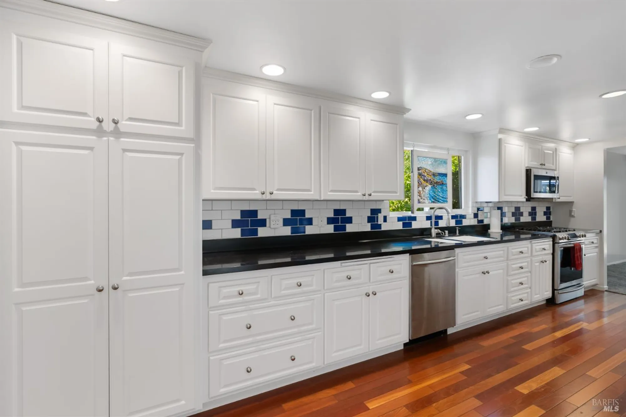 Property Slideshow image 7 of 34 | 7129 oak leaf dr, Santa Rosa, CA, 95409