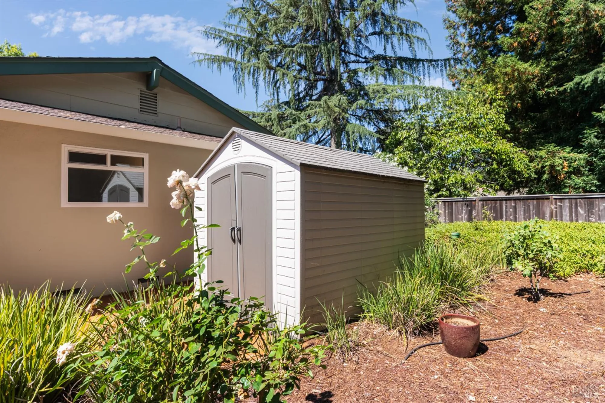 Property Slideshow image 29 of 34 | 7129 oak leaf dr, Santa Rosa, CA, 95409