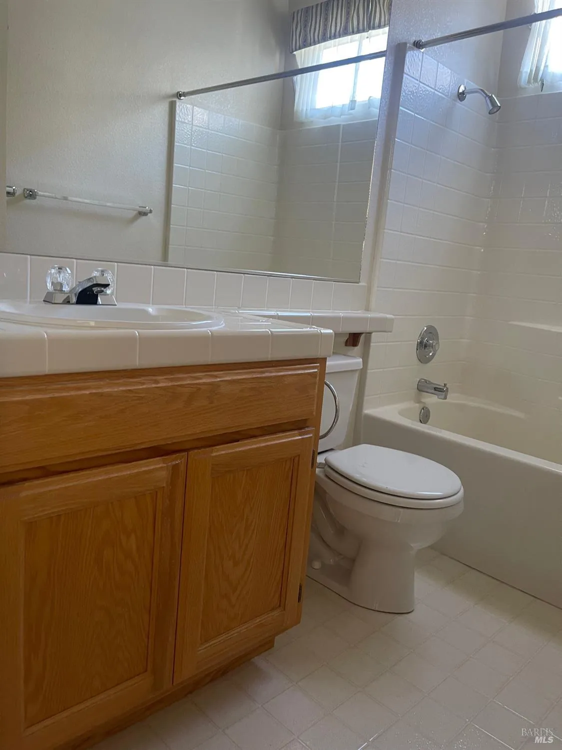 Property Slideshow image 8 of 10 | 849 patti page ct, Windsor, CA, 95492