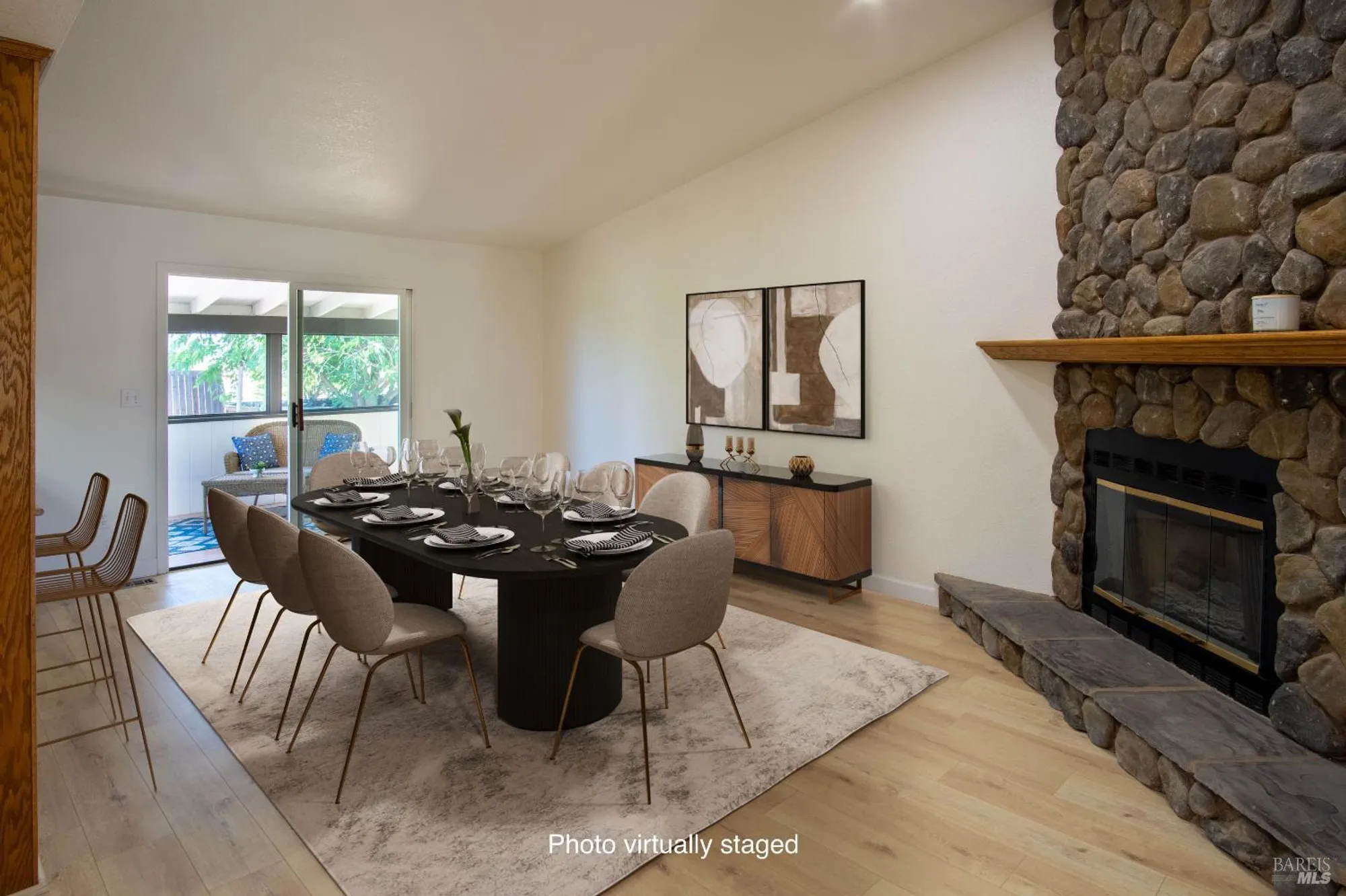 Property Slideshow image 7 of 27 | 649 whitney ct, Vacaville, CA, 95687