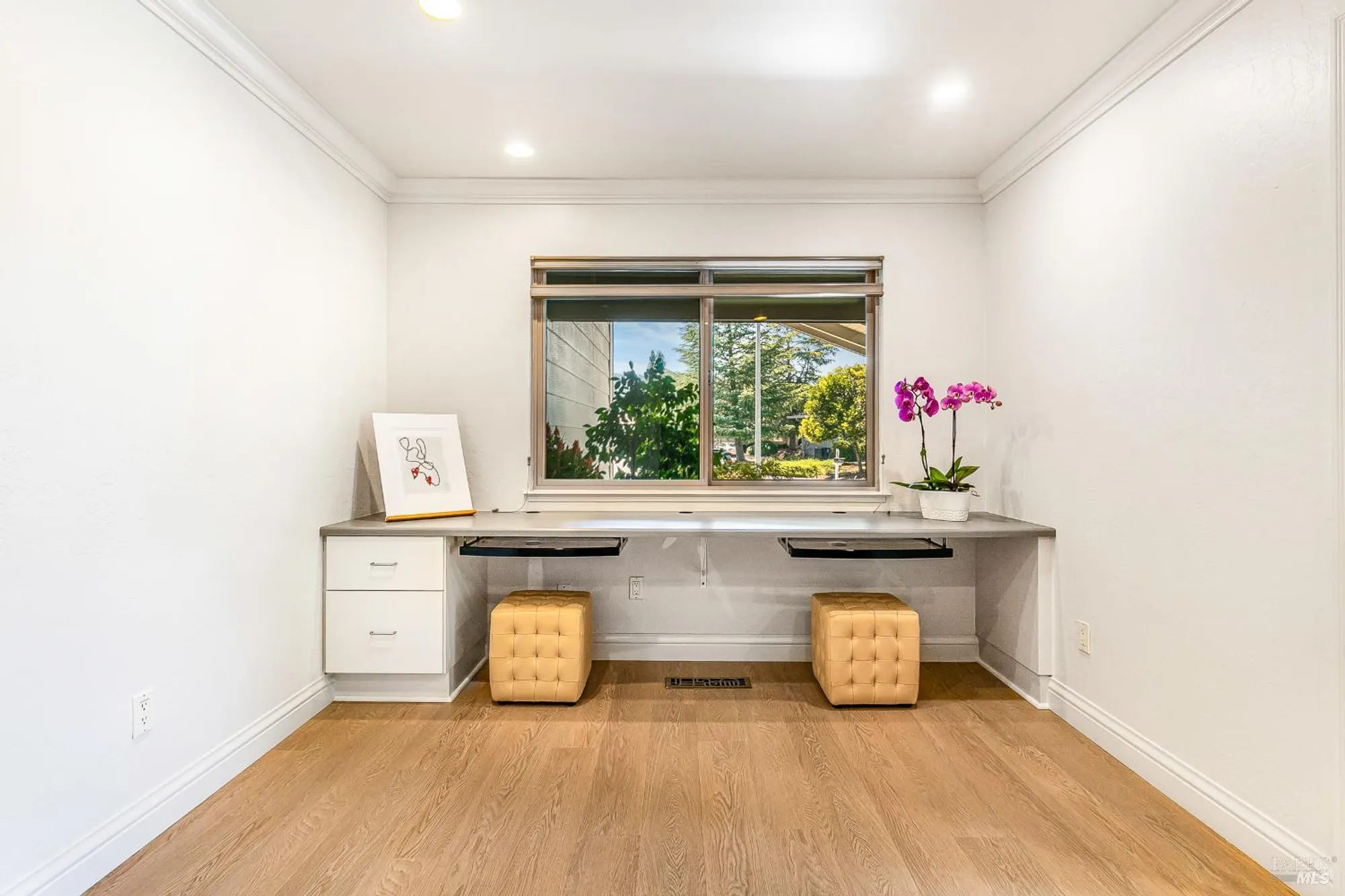 Property Slideshow image 21 of 63 | 8862 oak trail pl, Santa Rosa, CA, 95409