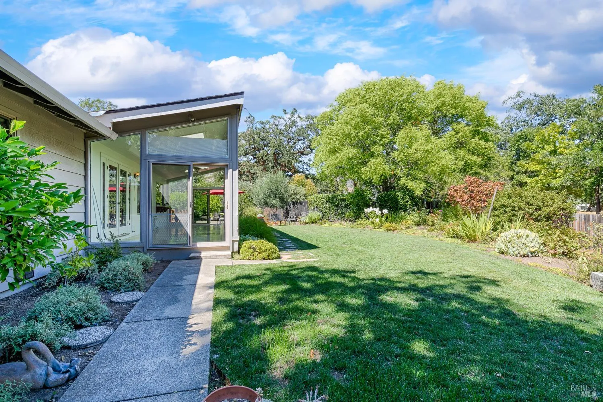 Property Slideshow image 49 of 63 | 8862 oak trail pl, Santa Rosa, CA, 95409