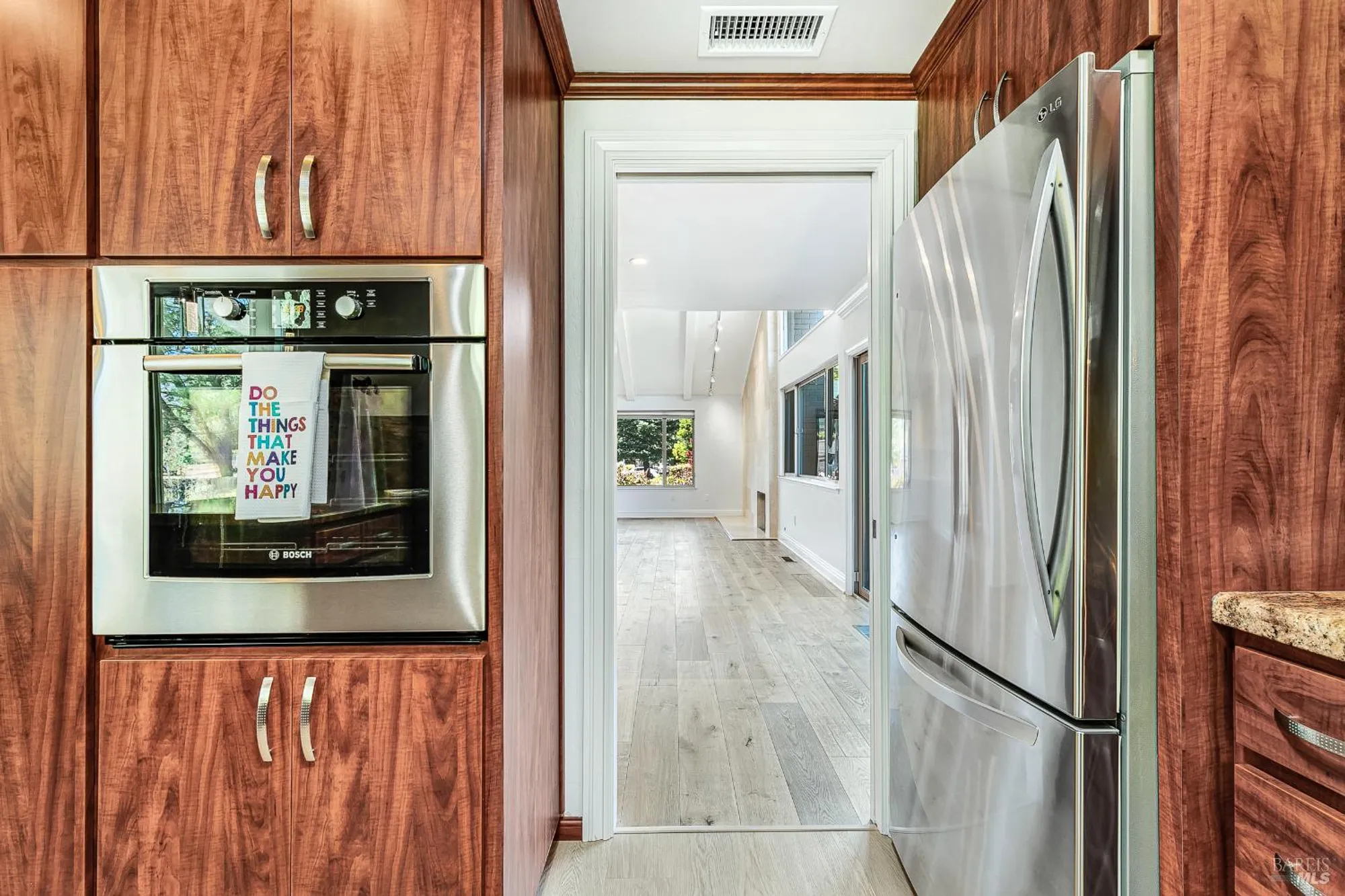 Property Slideshow image 18 of 63 | 8862 oak trail pl, Santa Rosa, CA, 95409