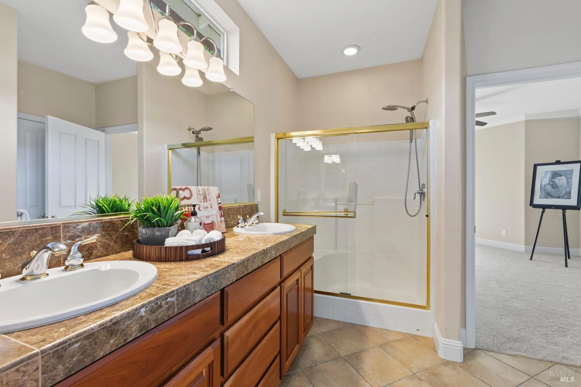 Property Slideshow image 22 of 40 | 301 fairbanks dr, Rio Vista, CA, 94571