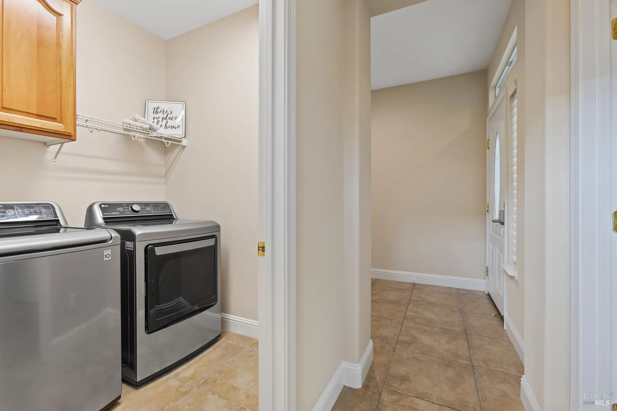 Property Slideshow image 31 of 40 | 301 fairbanks dr, Rio Vista, CA, 94571