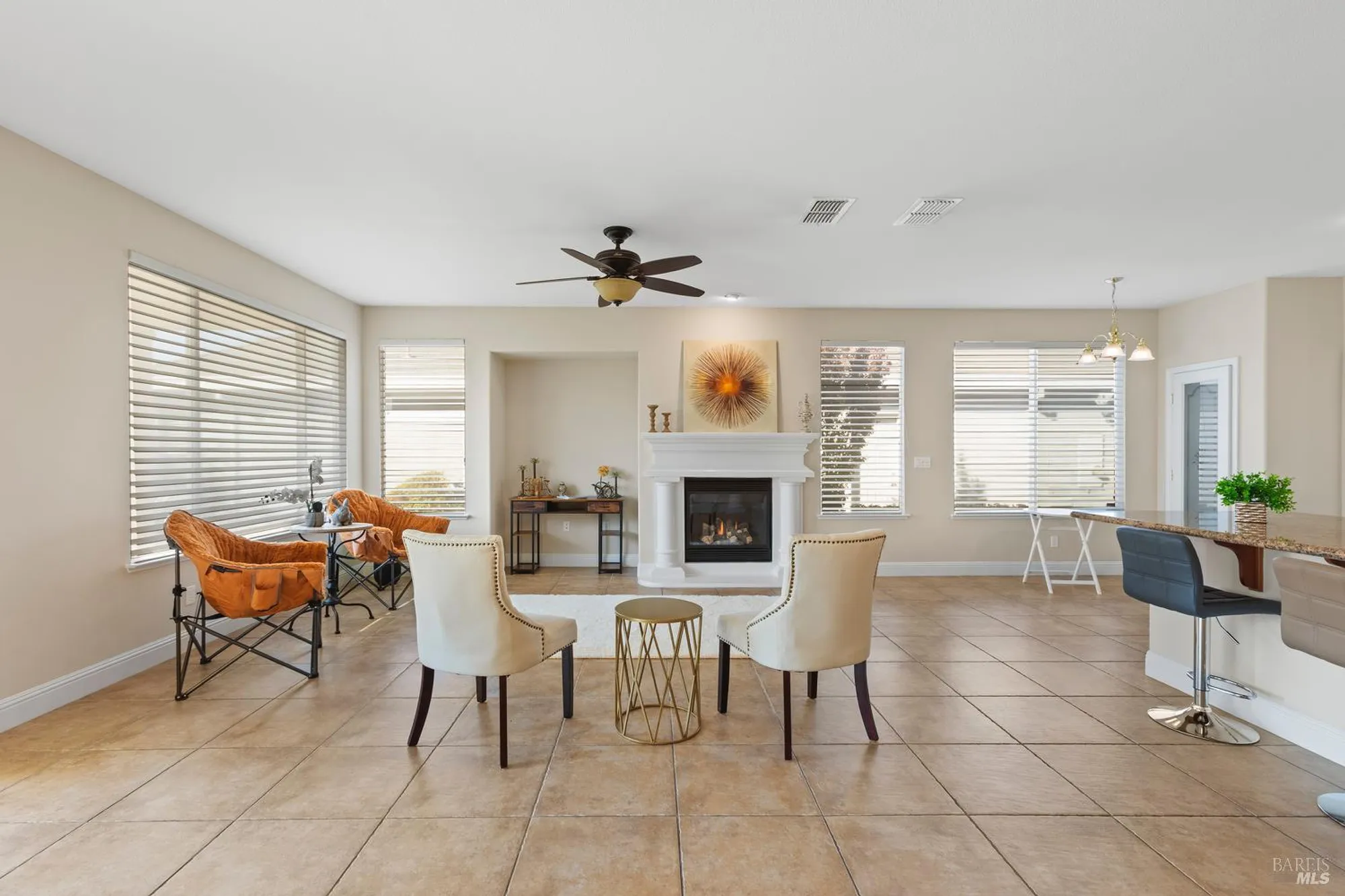 Property Slideshow image 17 of 40 | 301 fairbanks dr, Rio Vista, CA, 94571