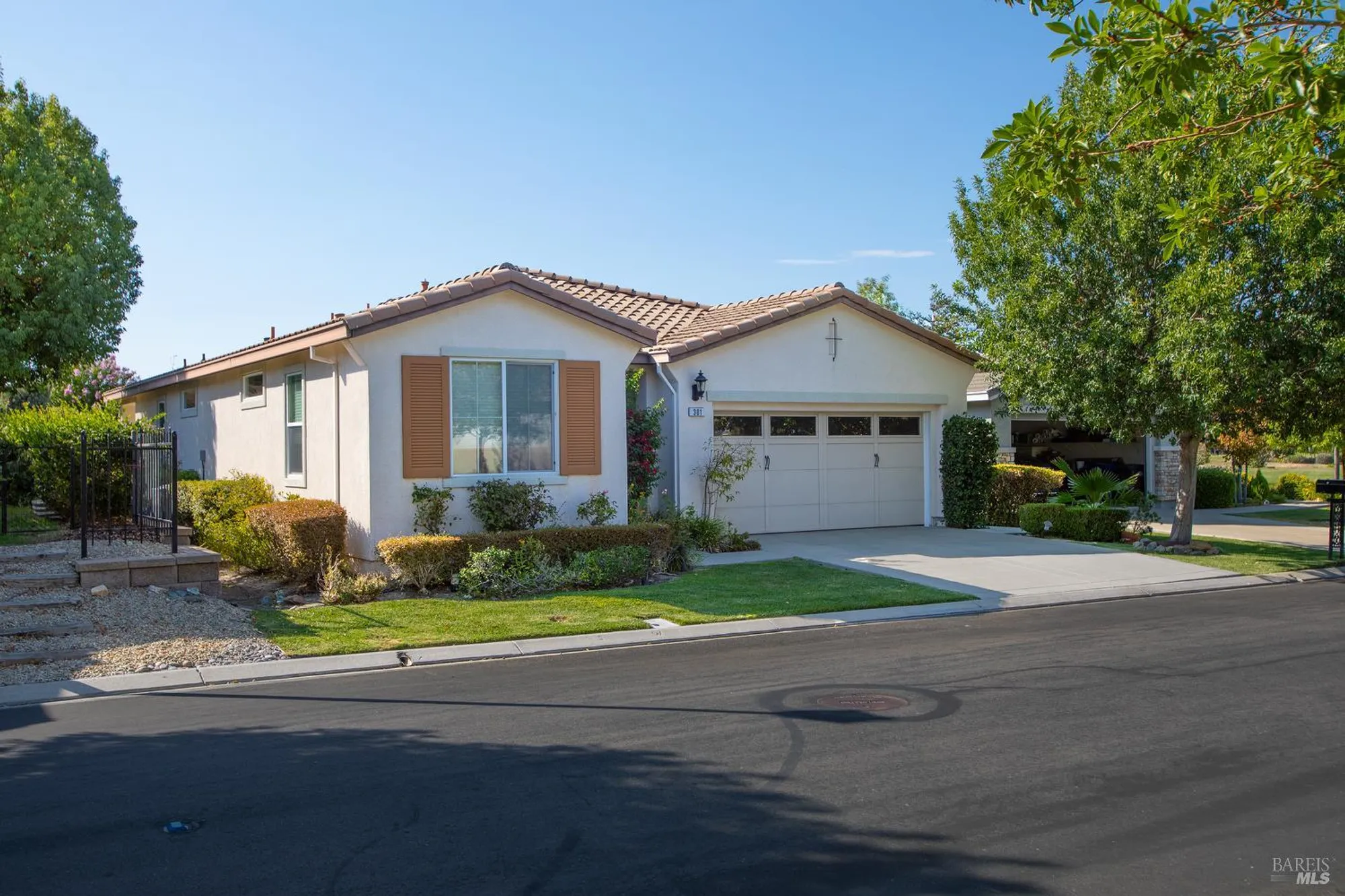 Property Slideshow image 2 of 40 | 301 fairbanks dr, Rio Vista, CA, 94571