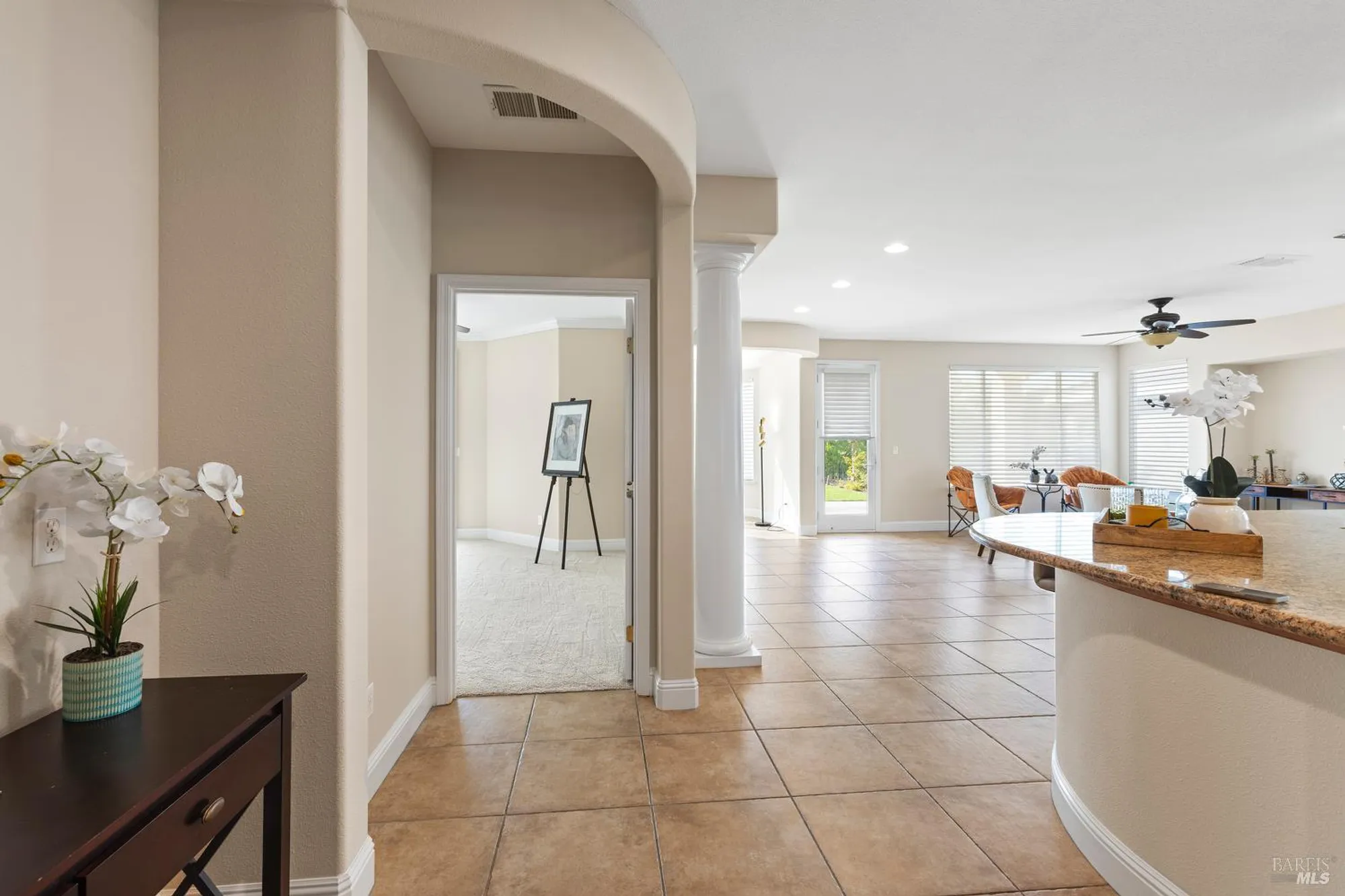 Property Slideshow image 8 of 40 | 301 fairbanks dr, Rio Vista, CA, 94571