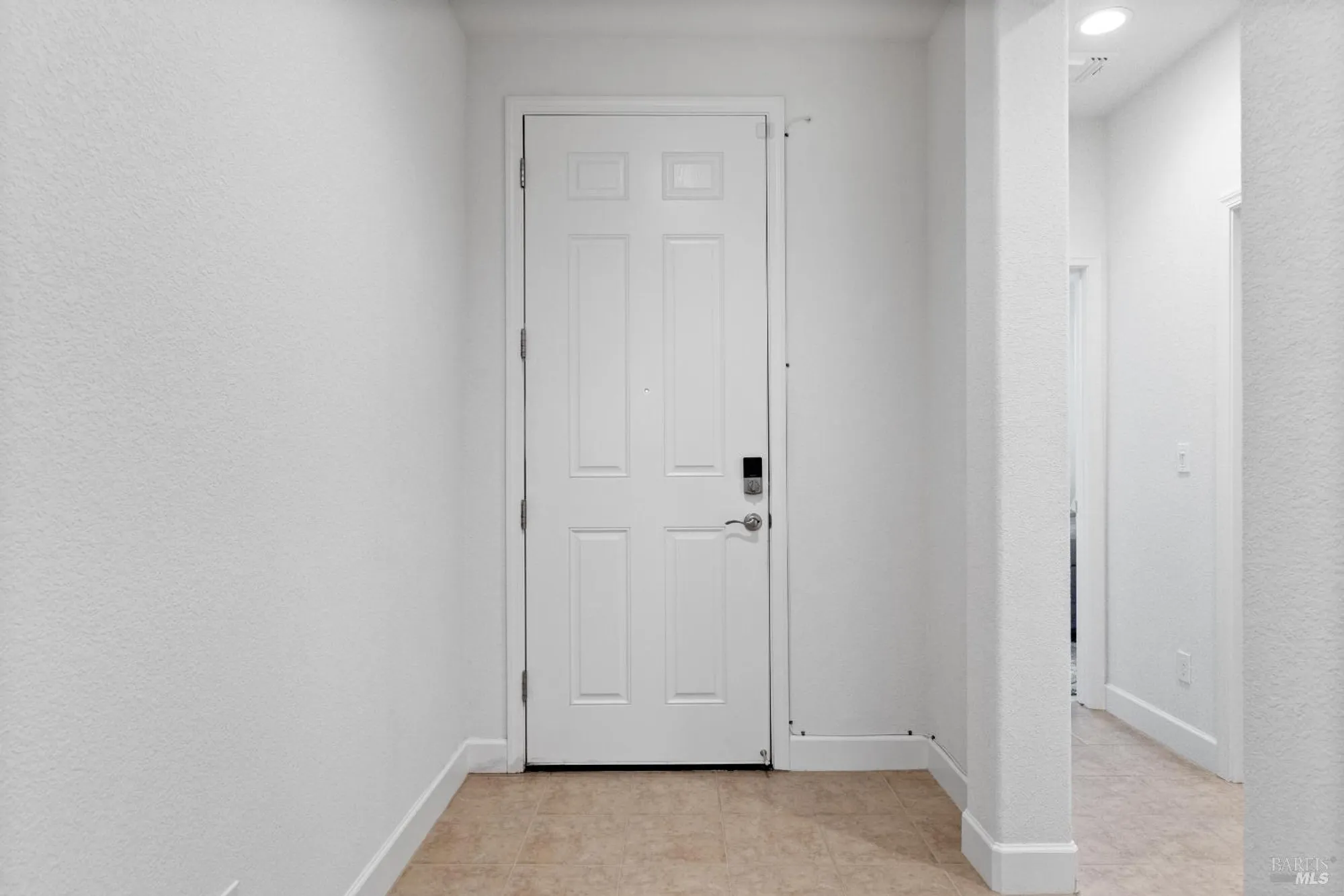 Property Slideshow image 17 of 45 | 525 eagle dr, Rio Vista, CA, 94571