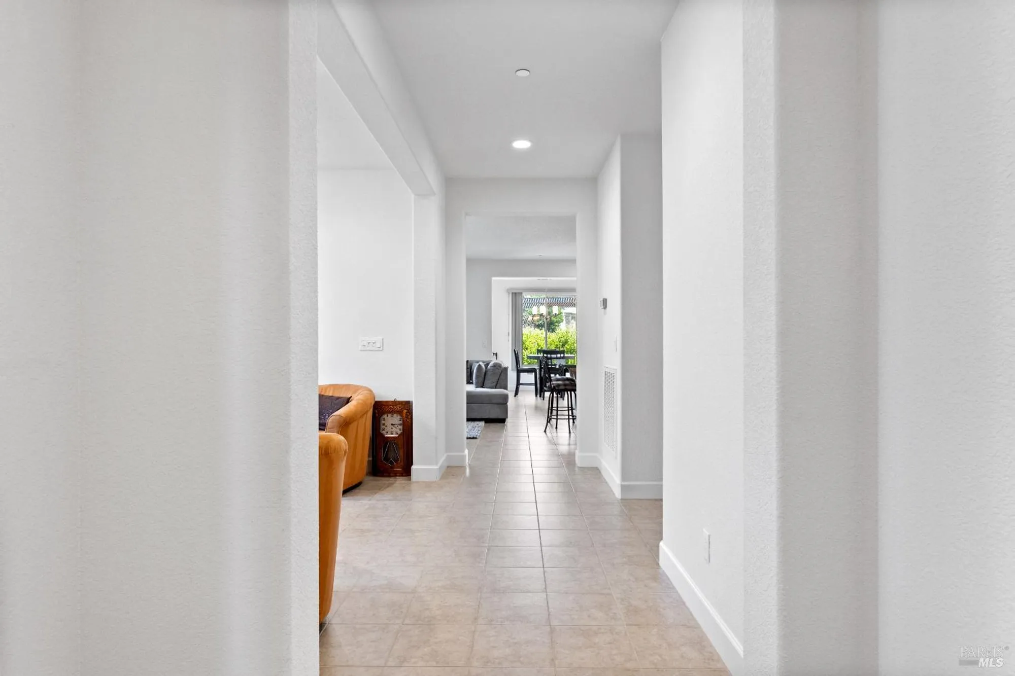 Property Slideshow image 13 of 45 | 525 eagle dr, Rio Vista, CA, 94571