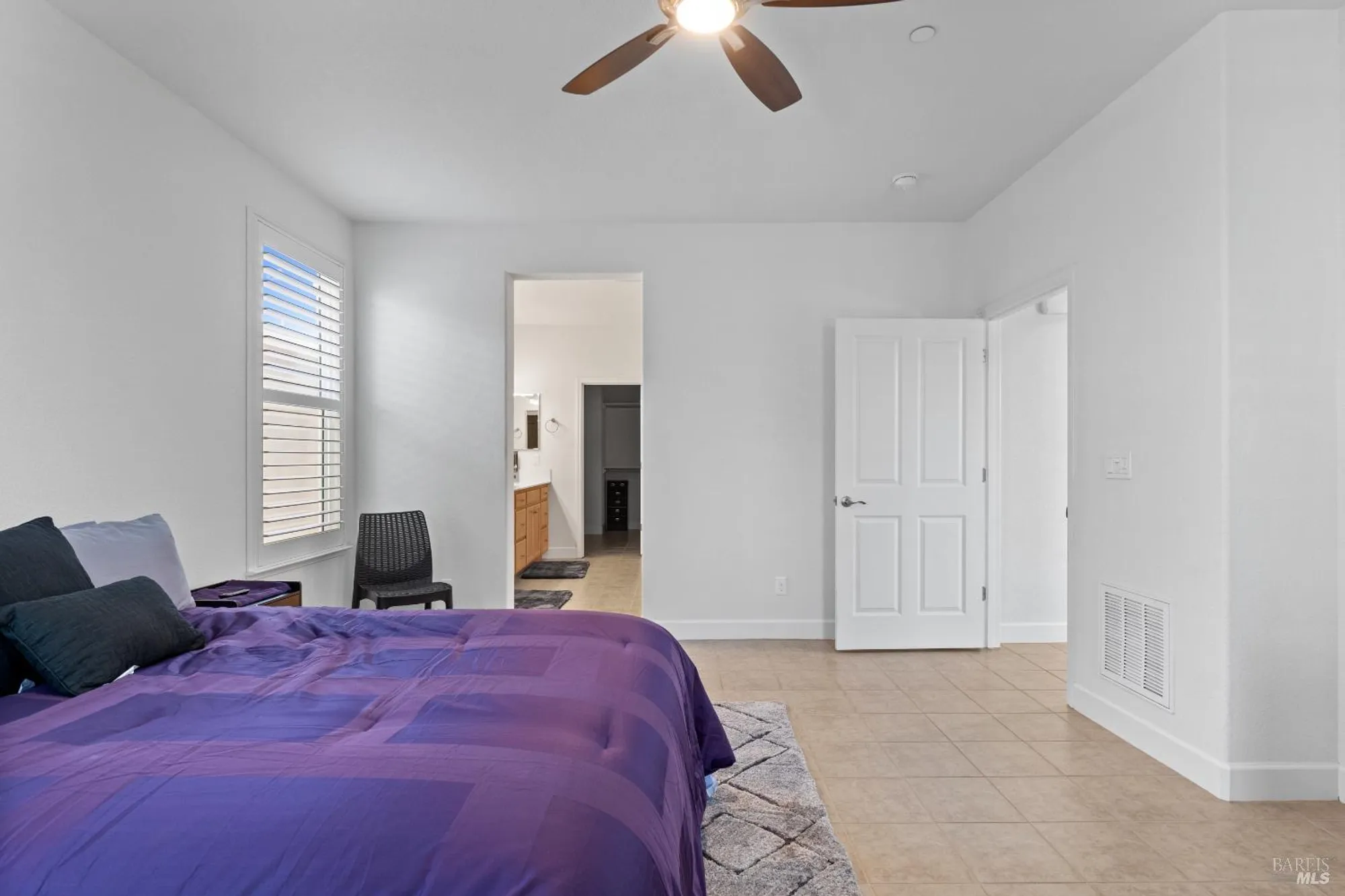 Property Slideshow image 35 of 45 | 525 eagle dr, Rio Vista, CA, 94571