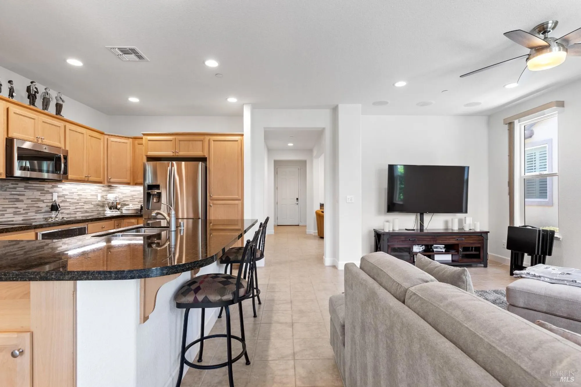 Property Slideshow image 3 of 45 | 525 eagle dr, Rio Vista, CA, 94571