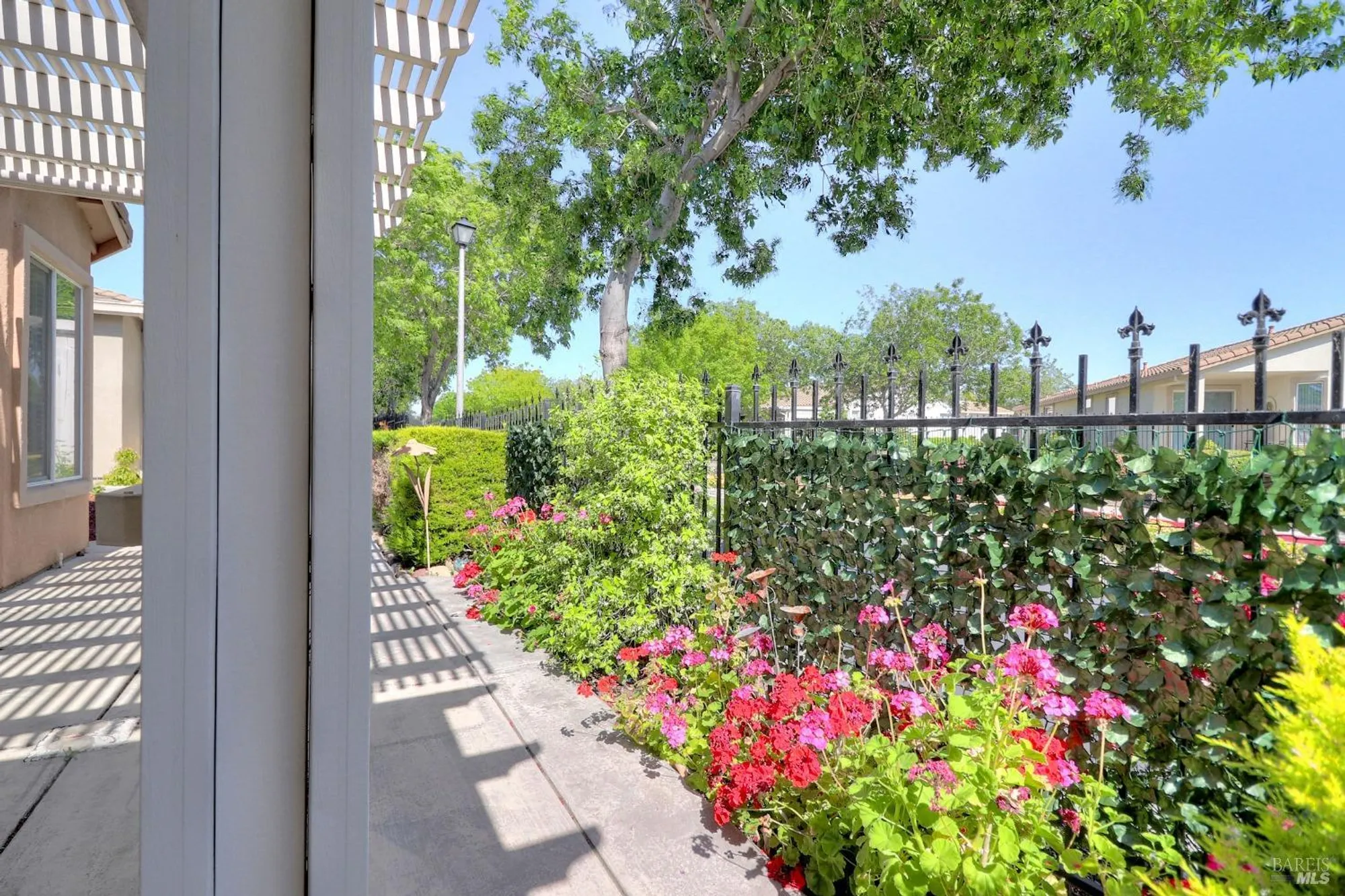 Property Slideshow image 34 of 79 | 110 foxwood ln, Rio Vista, CA, 94571