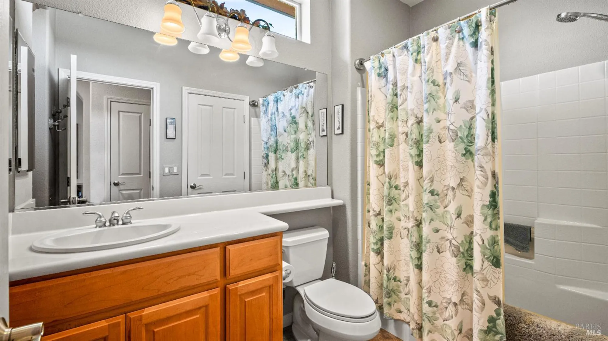 Property Slideshow image 34 of 46 | 1000 michelbook ln, Rio Vista, CA, 94571