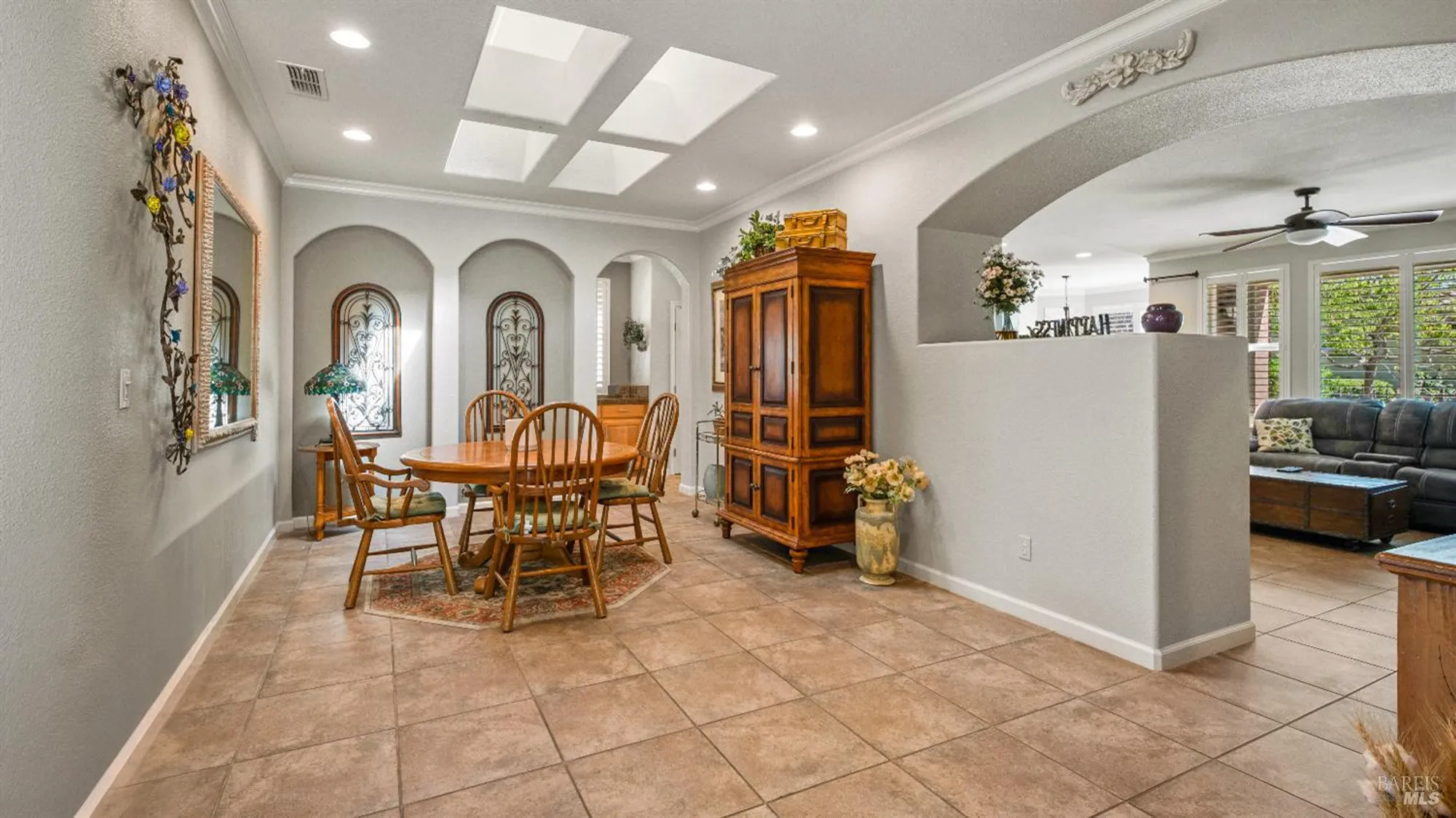 Property Slideshow image 9 of 46 | 1000 michelbook ln, Rio Vista, CA, 94571