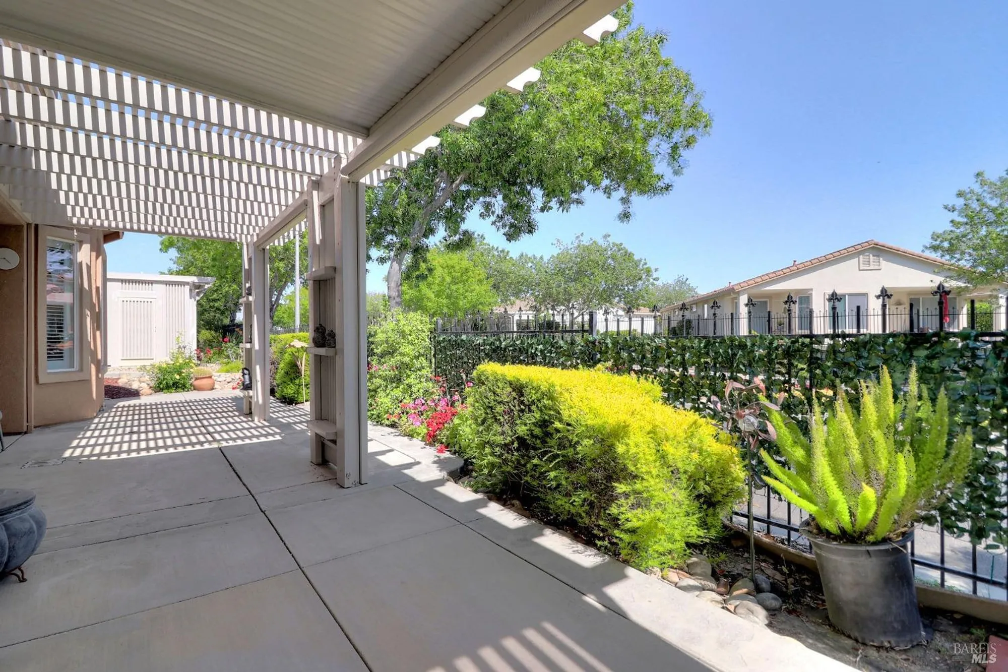 Property Slideshow image 36 of 79 | 110 foxwood ln, Rio Vista, CA, 94571