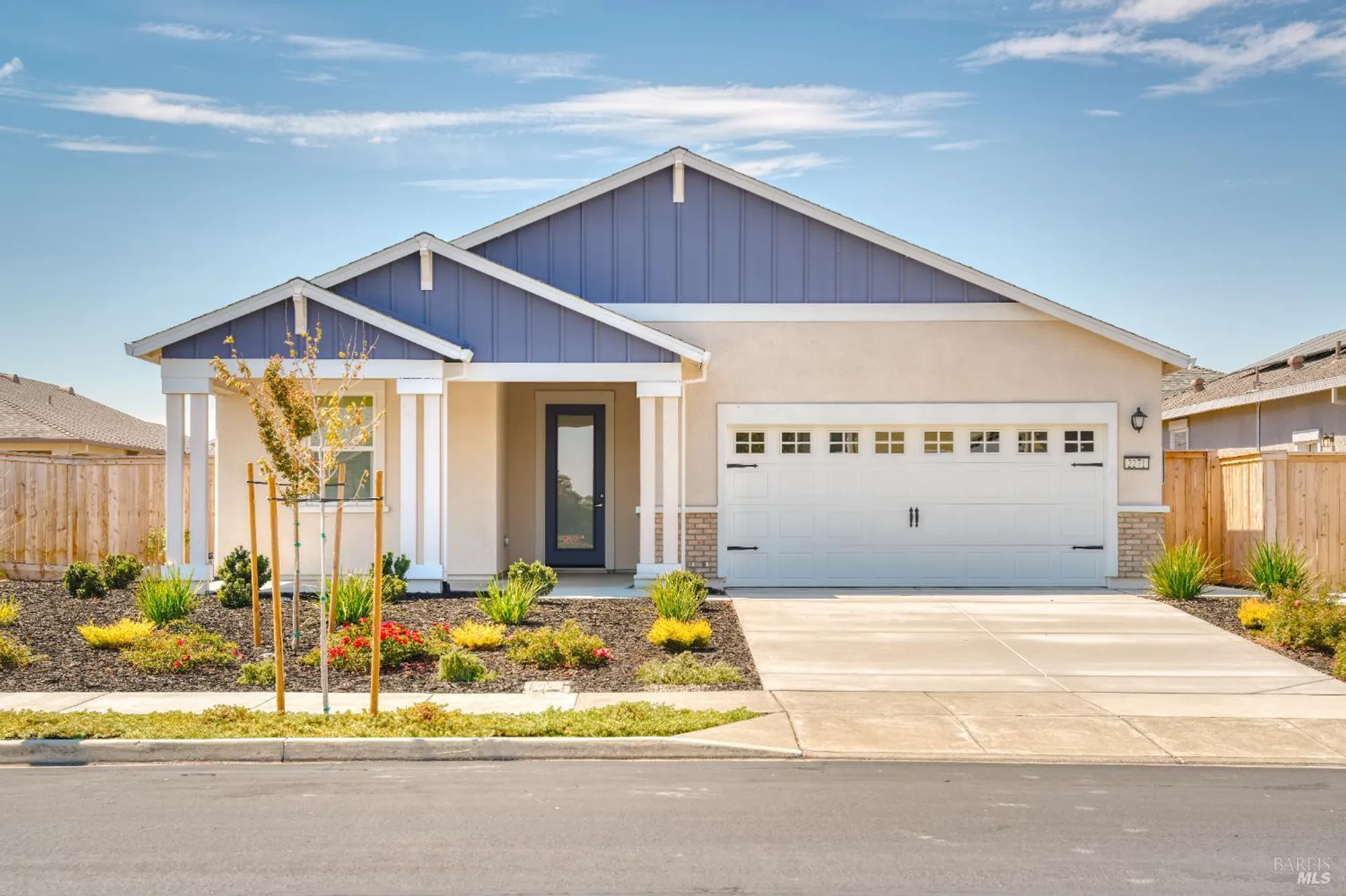 Property Slideshow image 1 of 31 | 2271 park pl, Rio Vista, CA, 94571