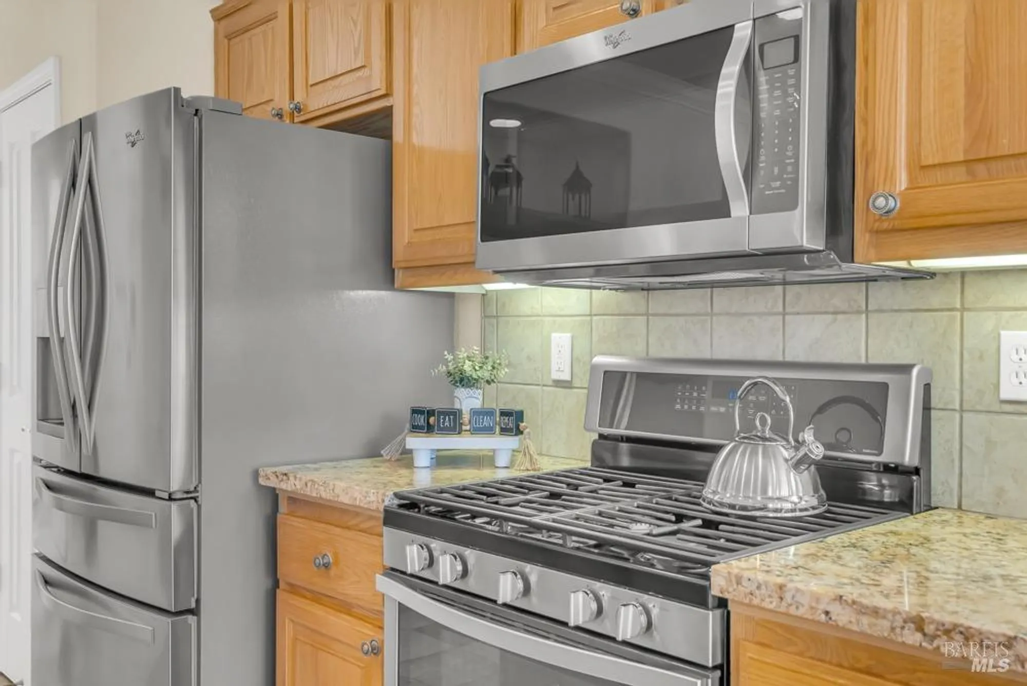 Property Slideshow image 16 of 79 | 110 foxwood ln, Rio Vista, CA, 94571