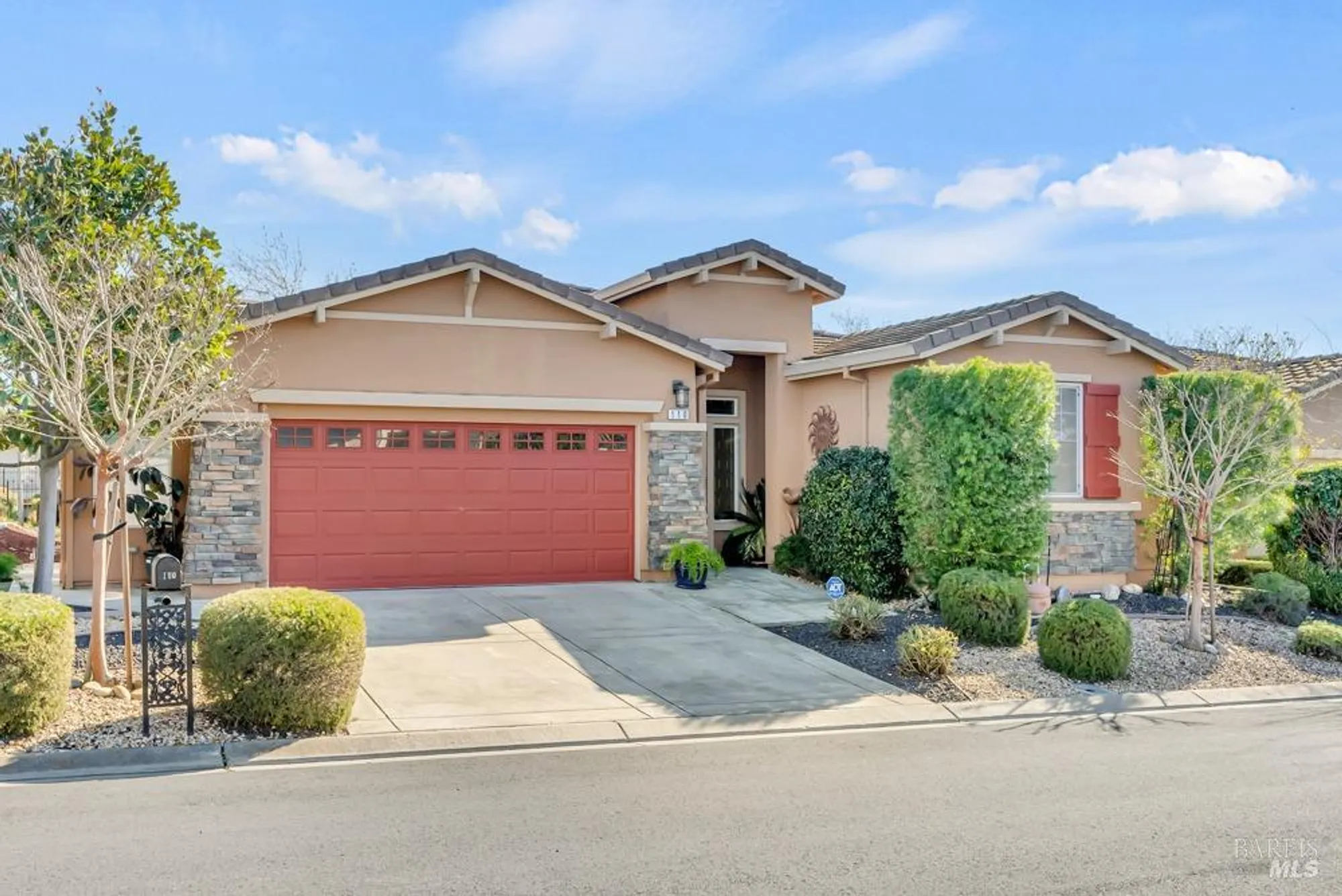 Property Slideshow image 1 of 79 | 110 foxwood ln, Rio Vista, CA, 94571
