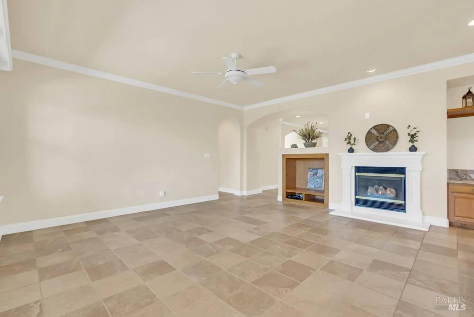 Property Slideshow image 13 of 79 | 110 foxwood ln, Rio Vista, CA, 94571