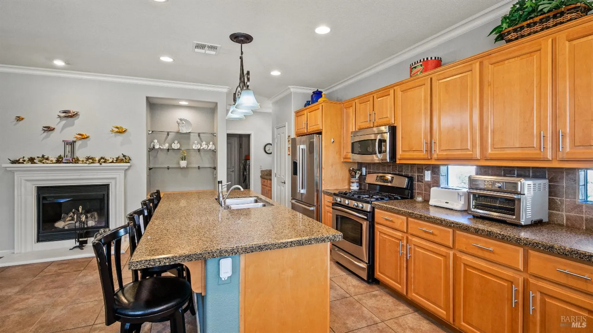 Property Slideshow image 22 of 46 | 1000 michelbook ln, Rio Vista, CA, 94571