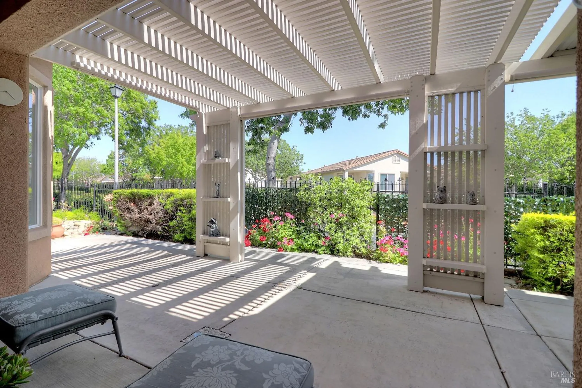 Property Slideshow image 33 of 79 | 110 foxwood ln, Rio Vista, CA, 94571