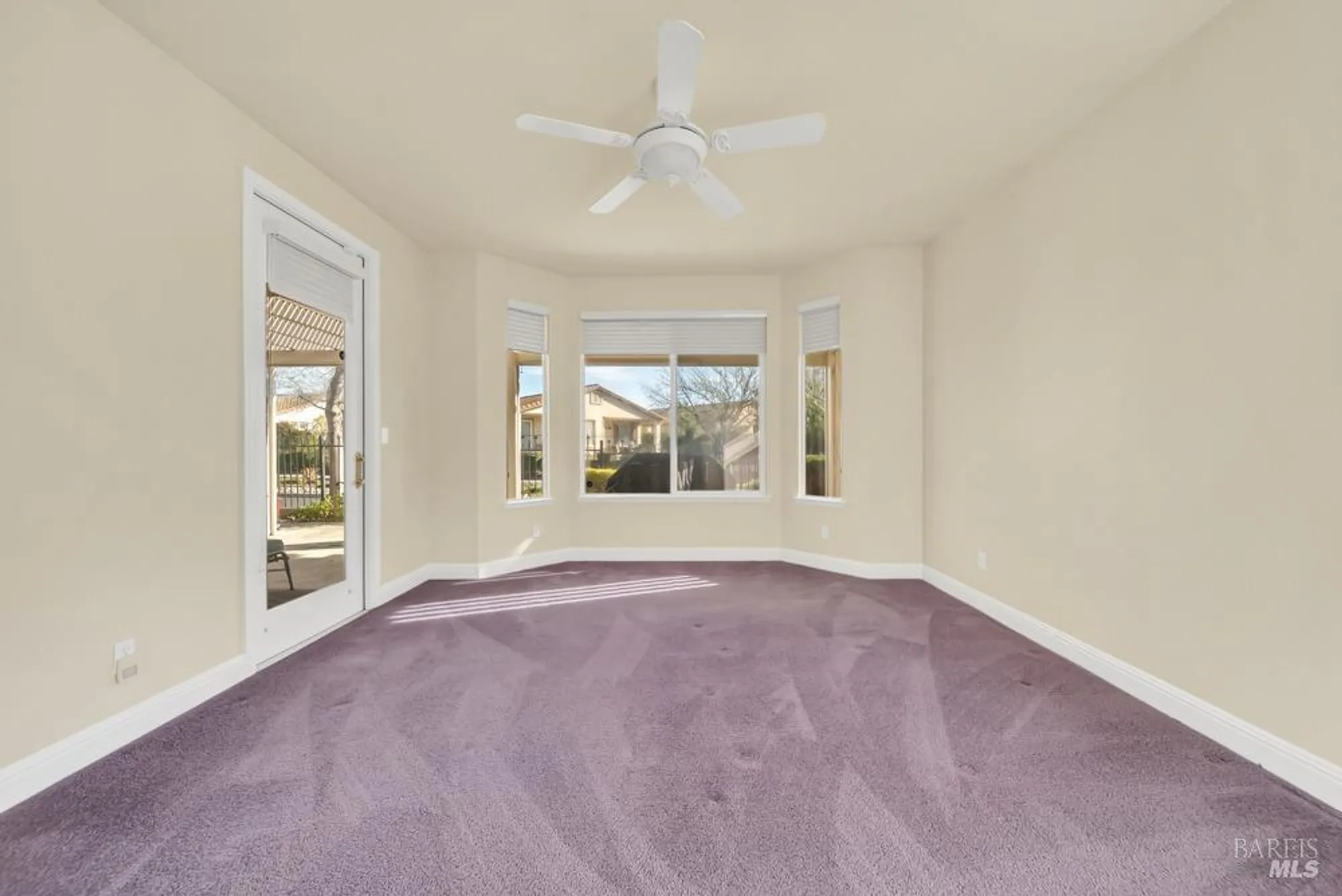 Property Slideshow image 22 of 79 | 110 foxwood ln, Rio Vista, CA, 94571