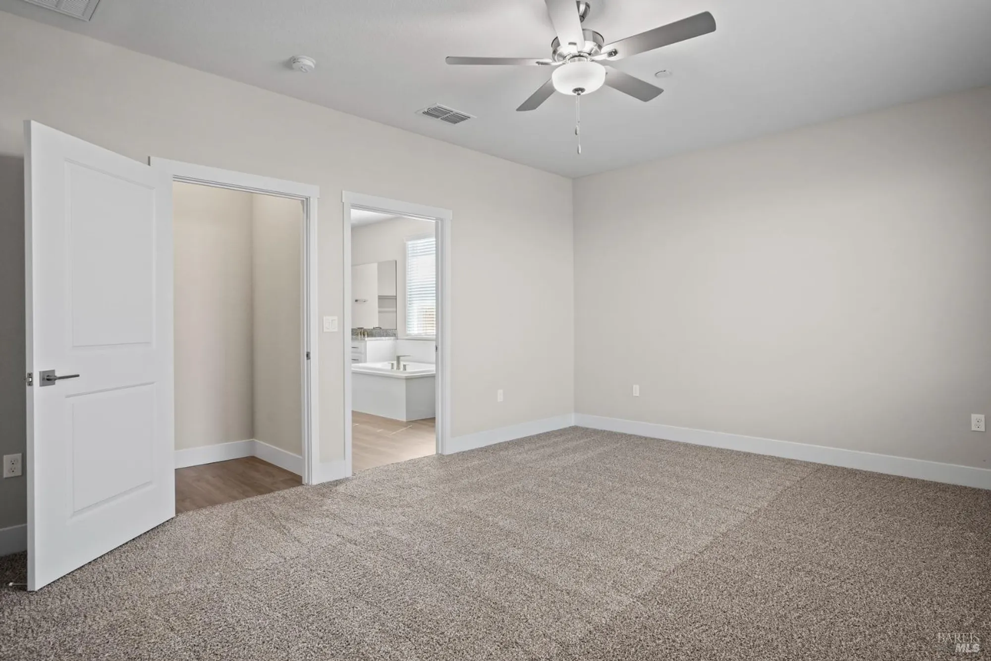 Property Slideshow image 19 of 28 | 2260 rustic oak ln, Rio Vista, CA, 94571